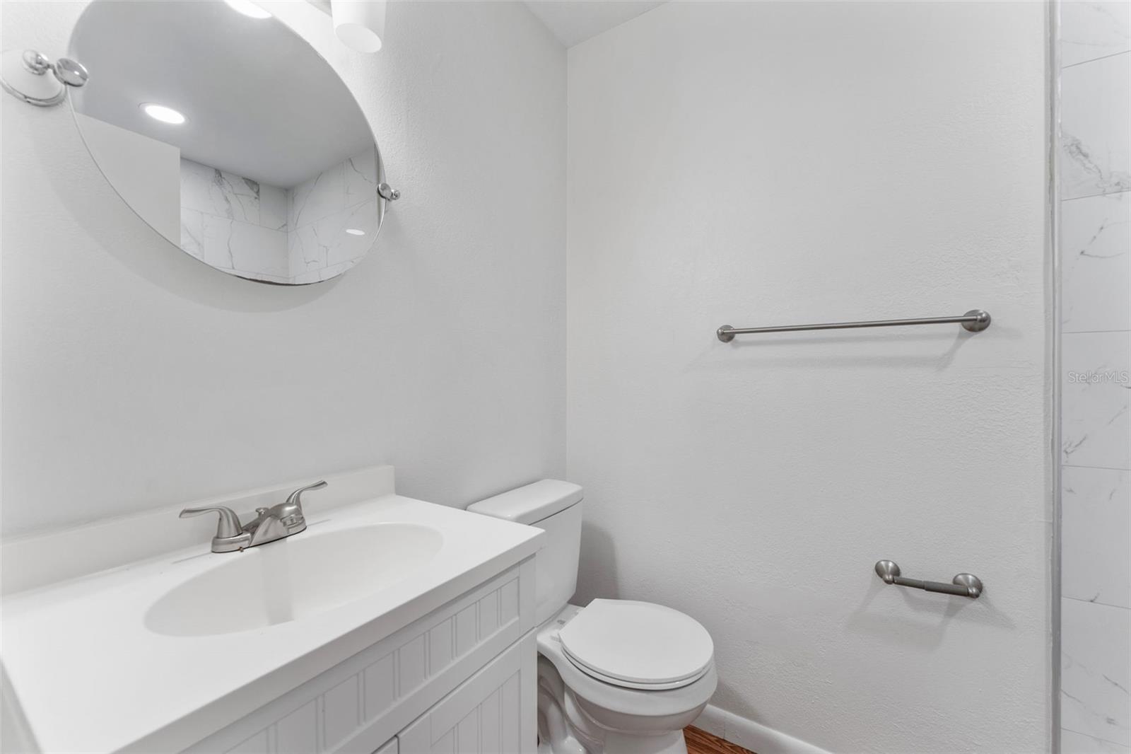 Listing photo id 8 for 2313 Palm Avenue