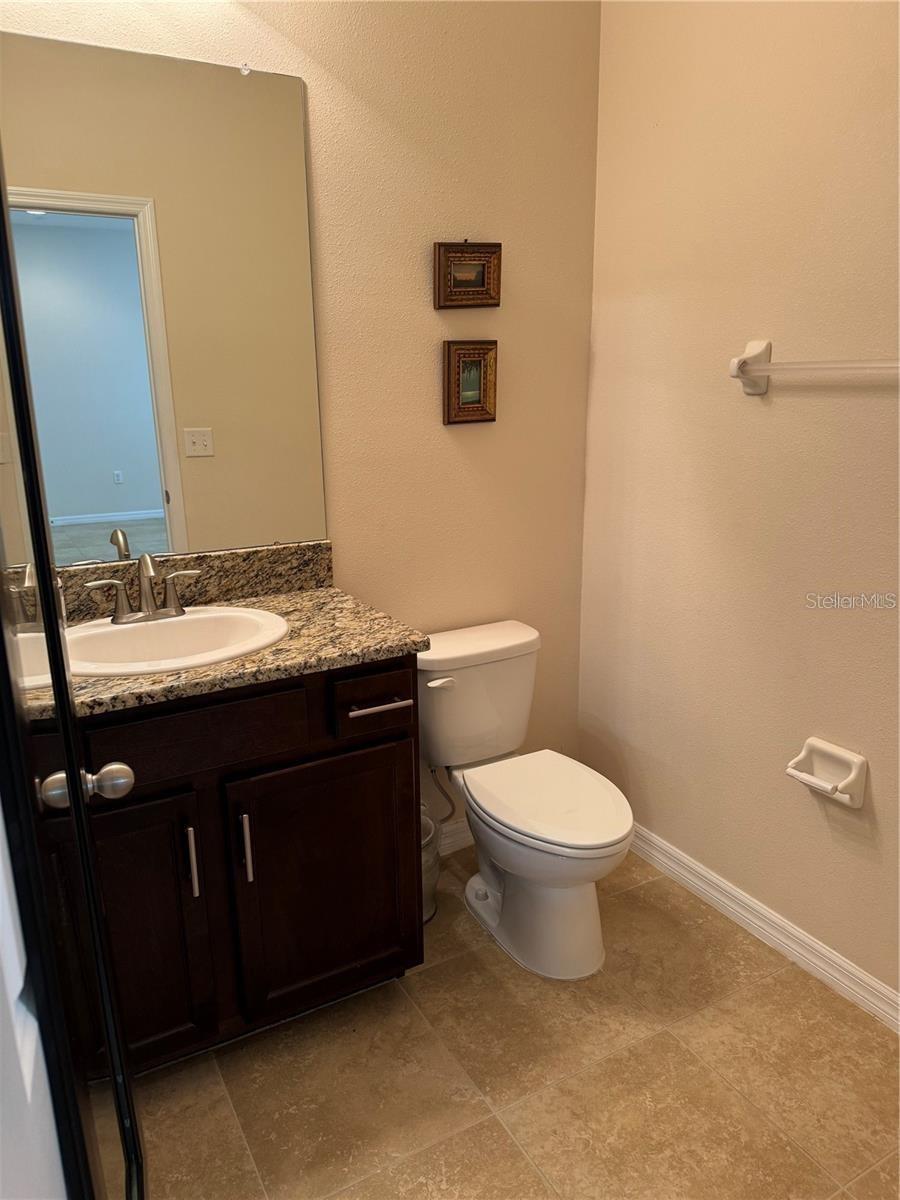 Image 6 of 13 For 5229 5th Way N