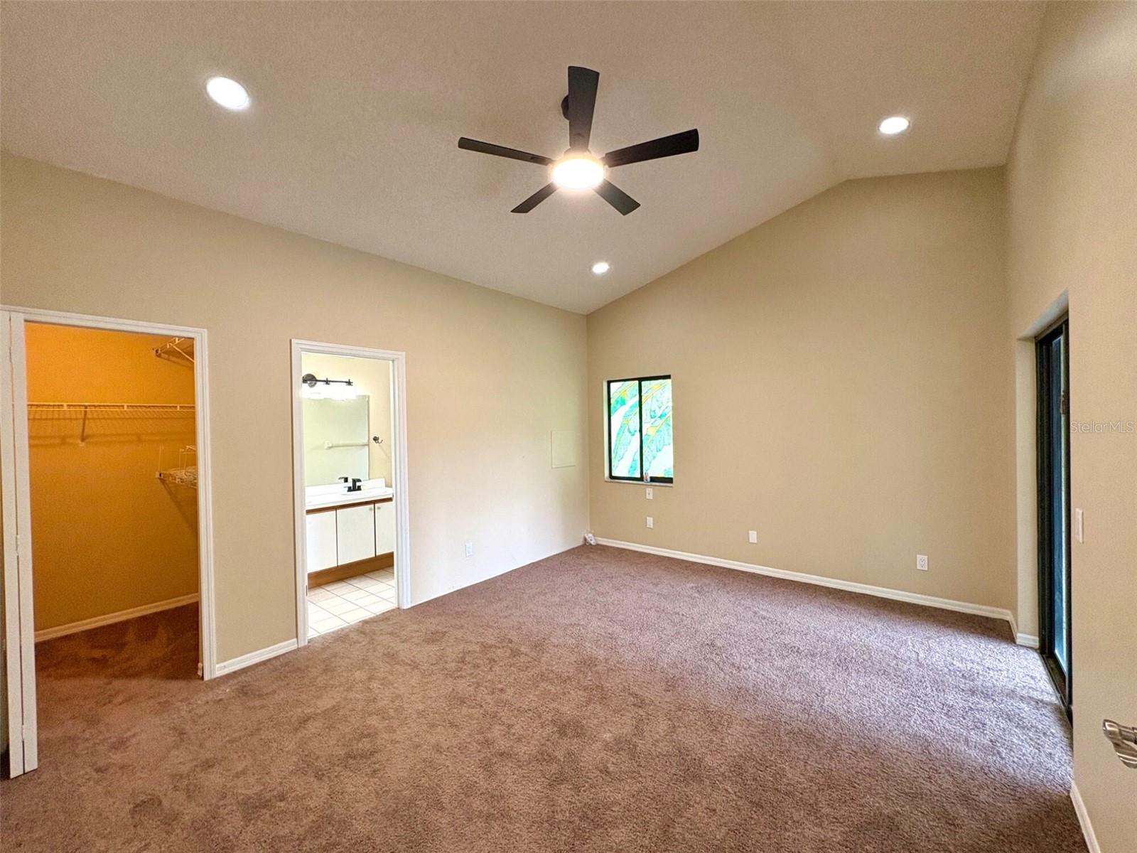 Image 15 of 25 For 4304 Barret Avenue