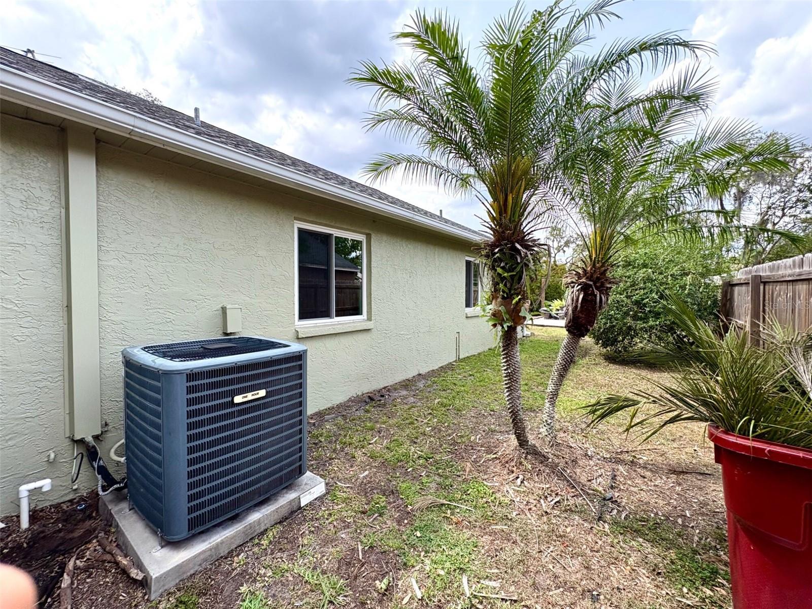 Image 21 of 25 For 4304 Barret Avenue