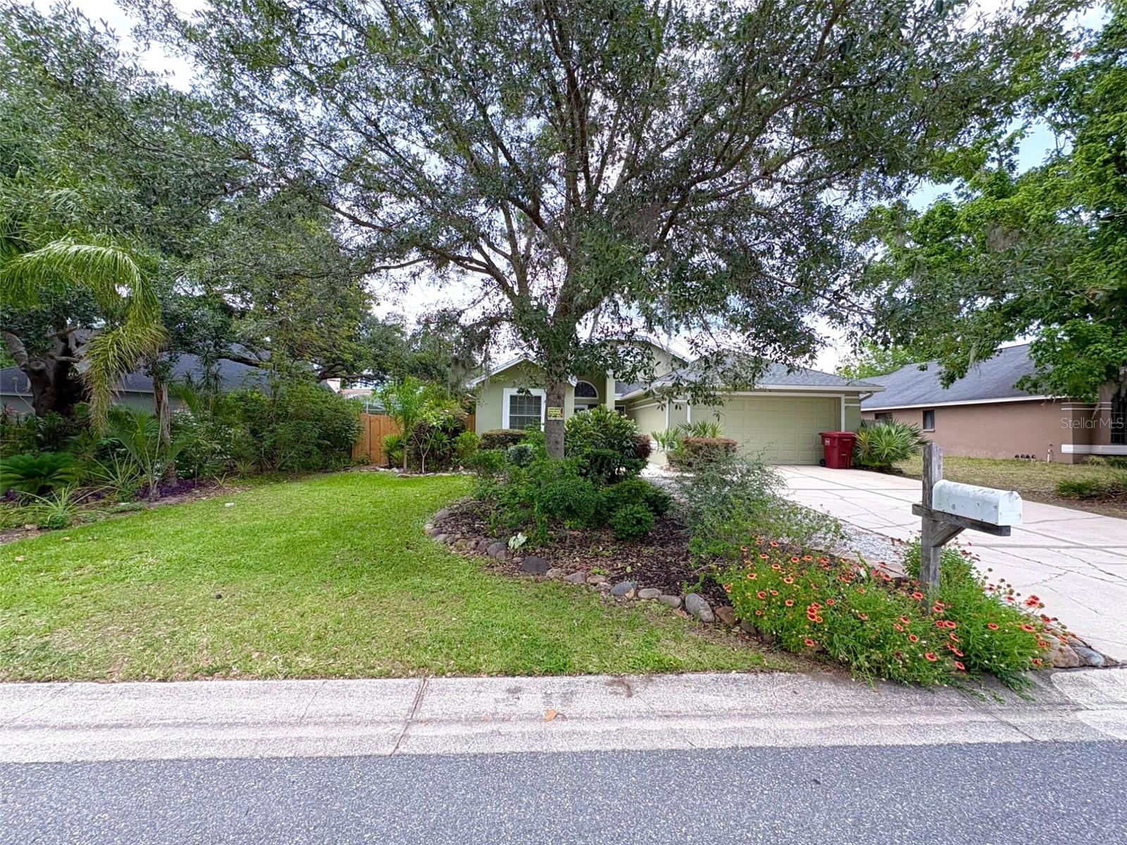 Image 4 of 25 For 4304 Barret Avenue