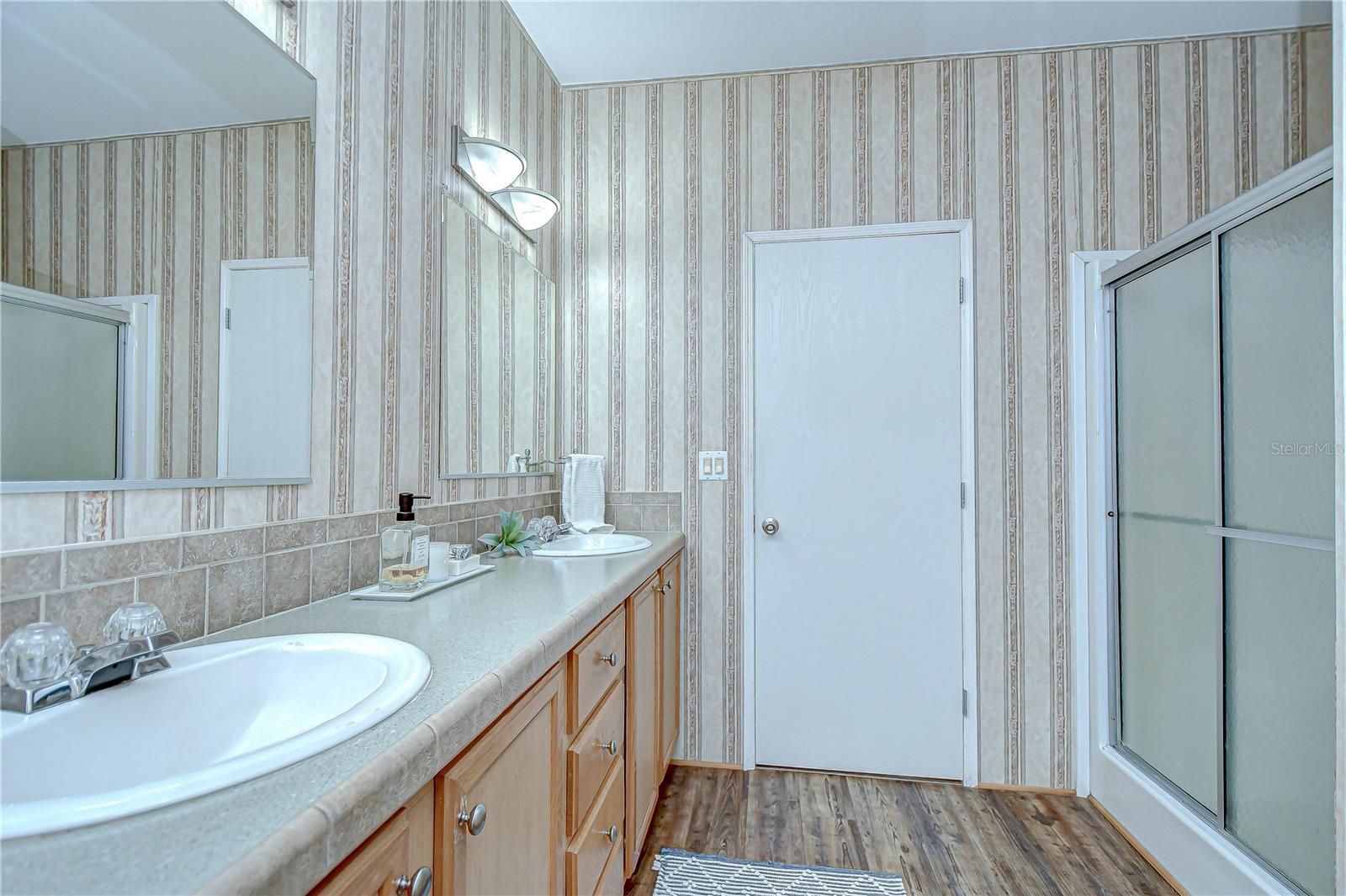 Image 13 of 34 For 8342 Fussell Drive