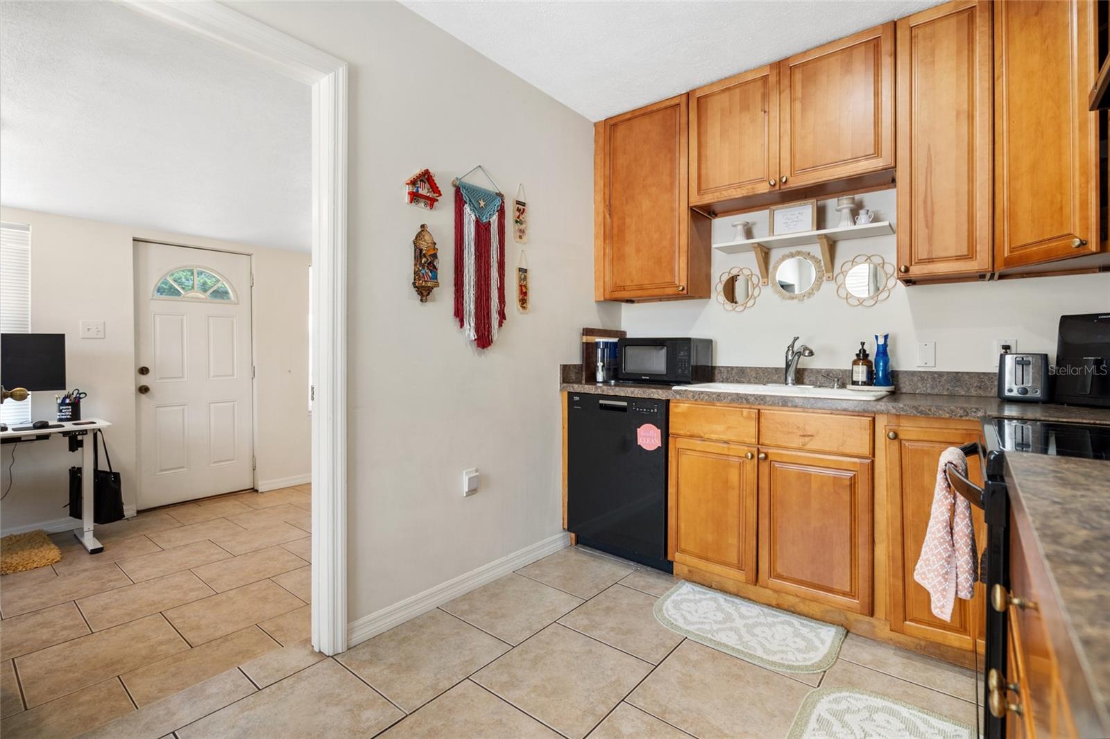 Image 11 of 34 For 1013 Bask Drive