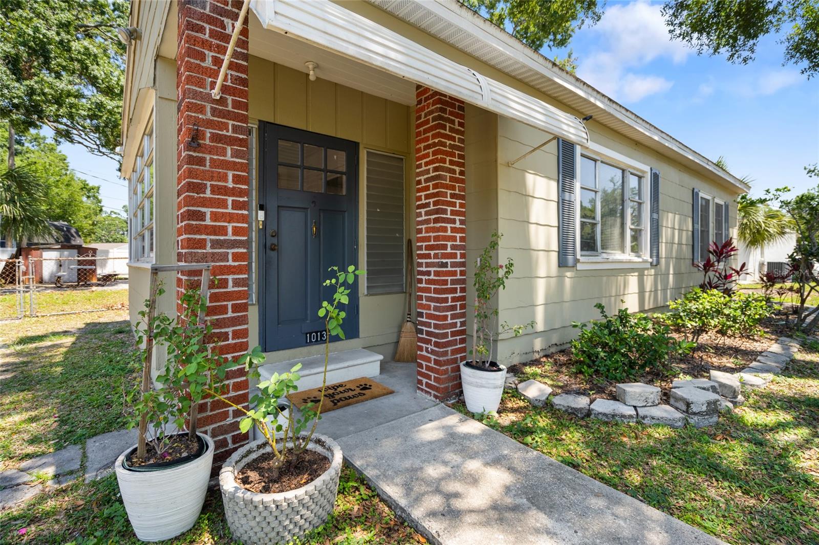 Image 4 of 34 For 1013 Bask Drive