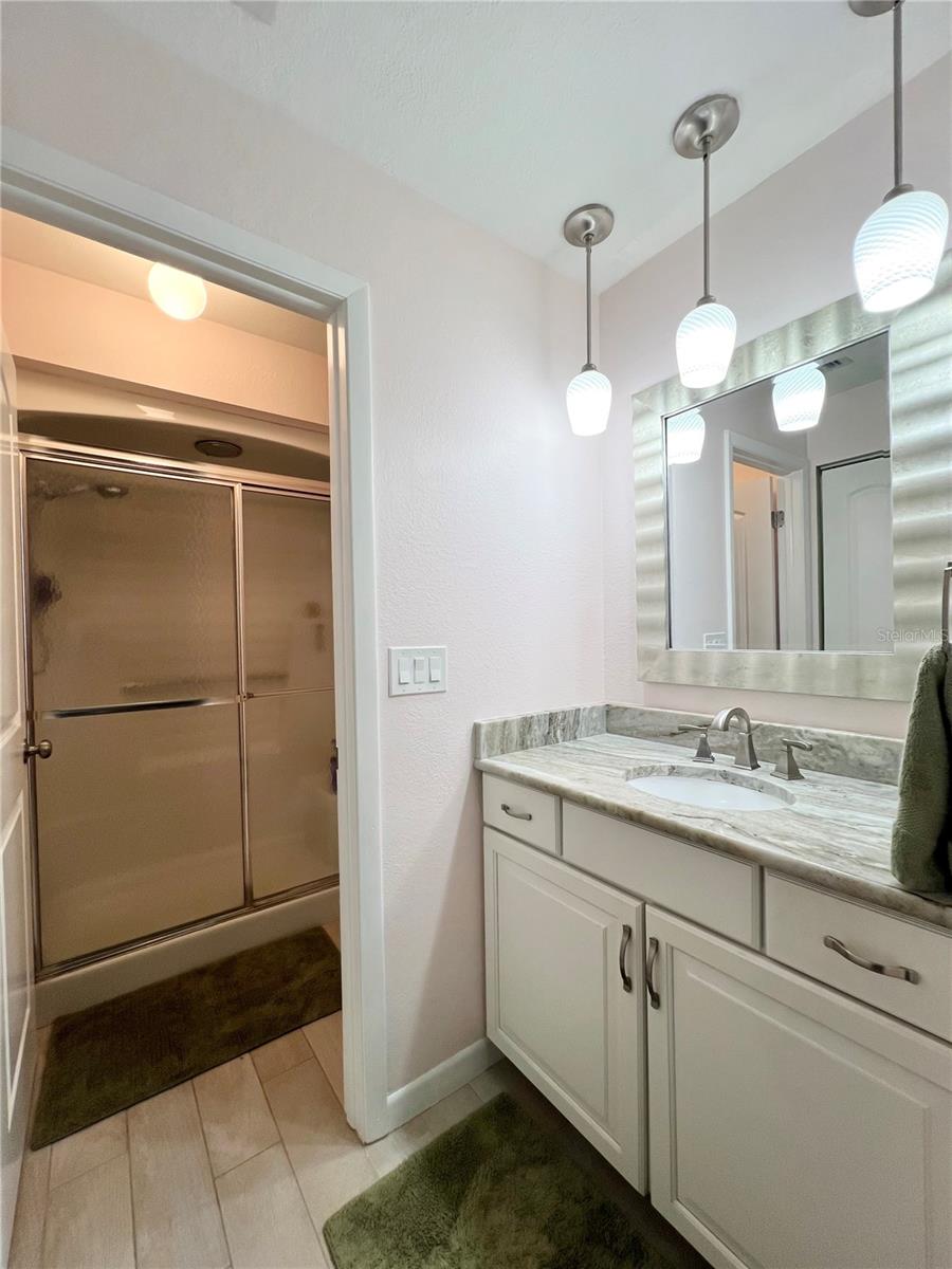 Image 32 of 58 For 7360 Ulmerton Road 16a