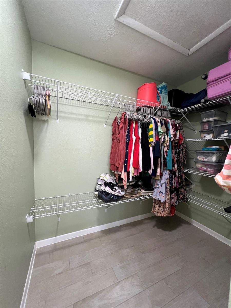 Image 36 of 58 For 7360 Ulmerton Road 16a