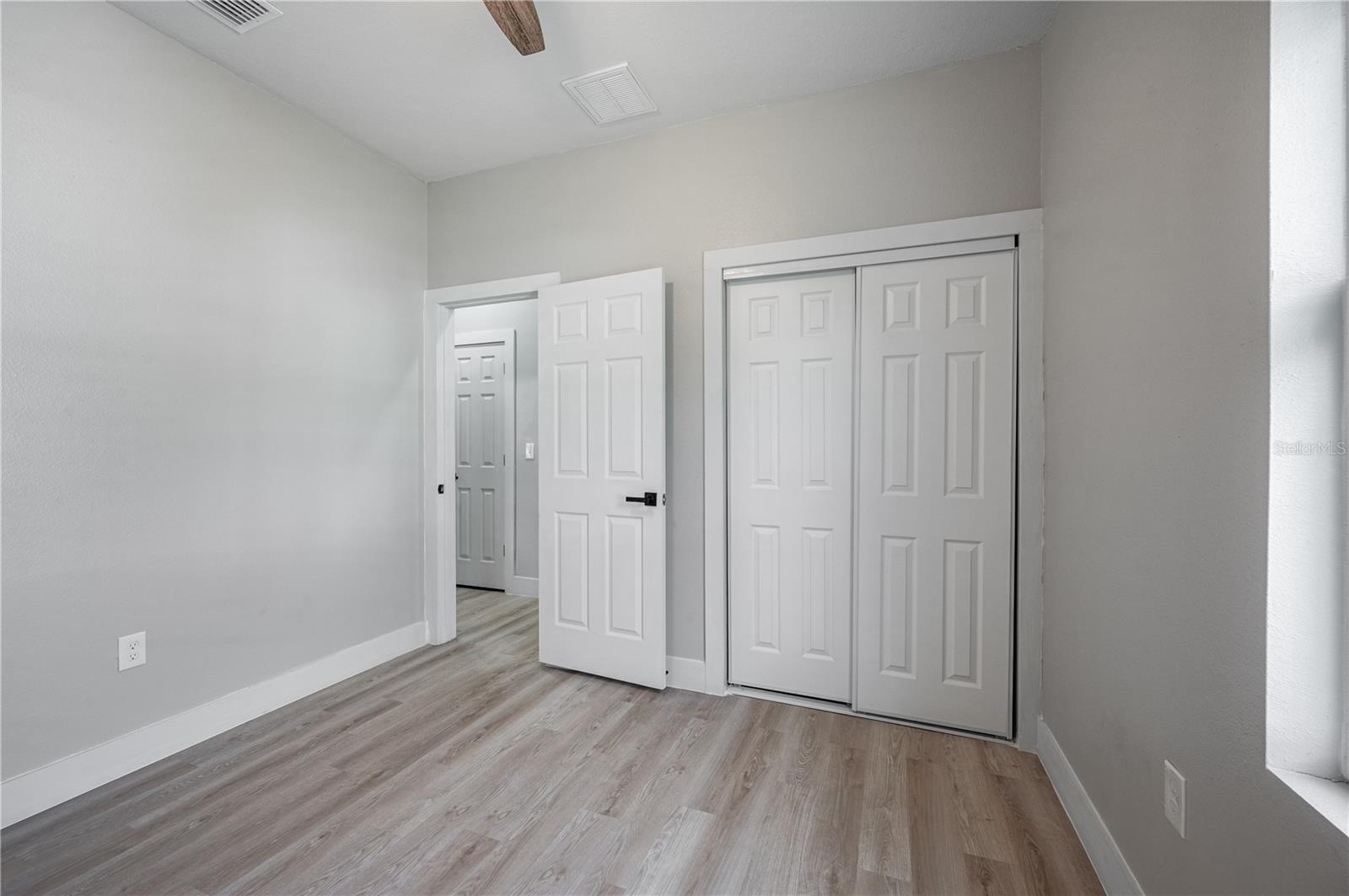 Image 21 of 26 For 6215 44th Street