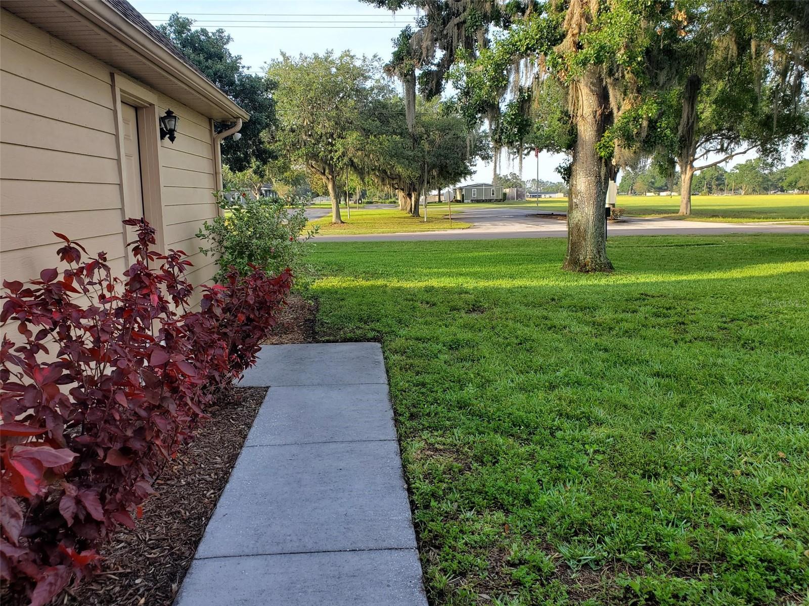 Image 63 of 75 For 2615 Southern Oaks Place