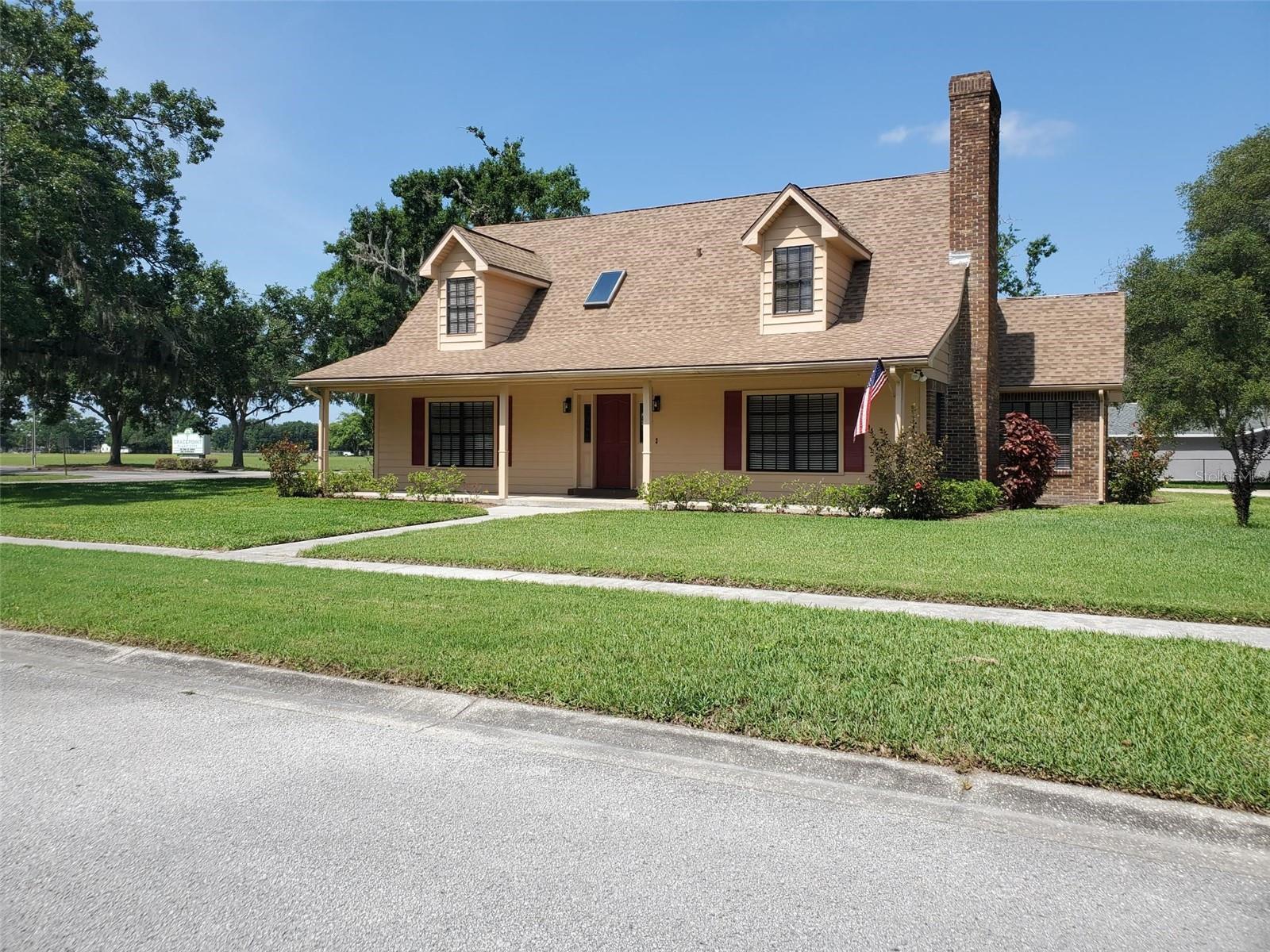 Image 71 of 75 For 2615 Southern Oaks Place