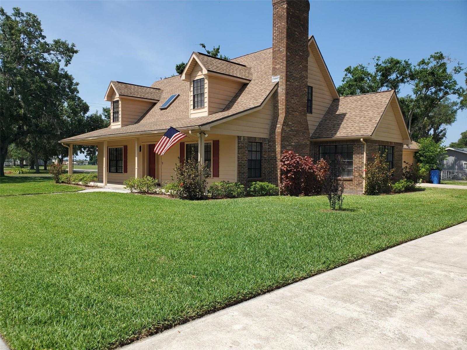 Image 73 of 75 For 2615 Southern Oaks Place