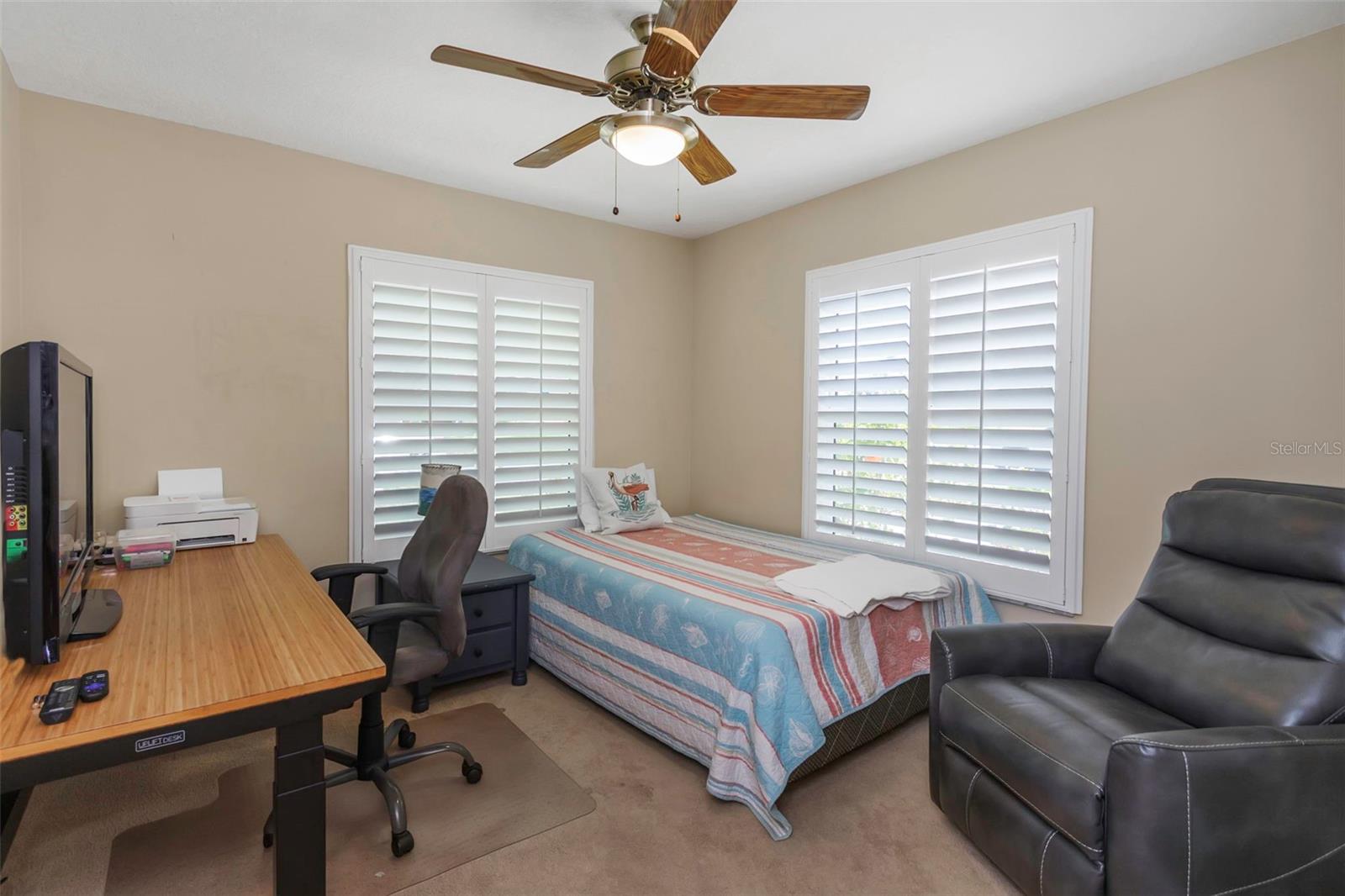 Image 18 of 60 For 1542 Dinnerbell Lane E