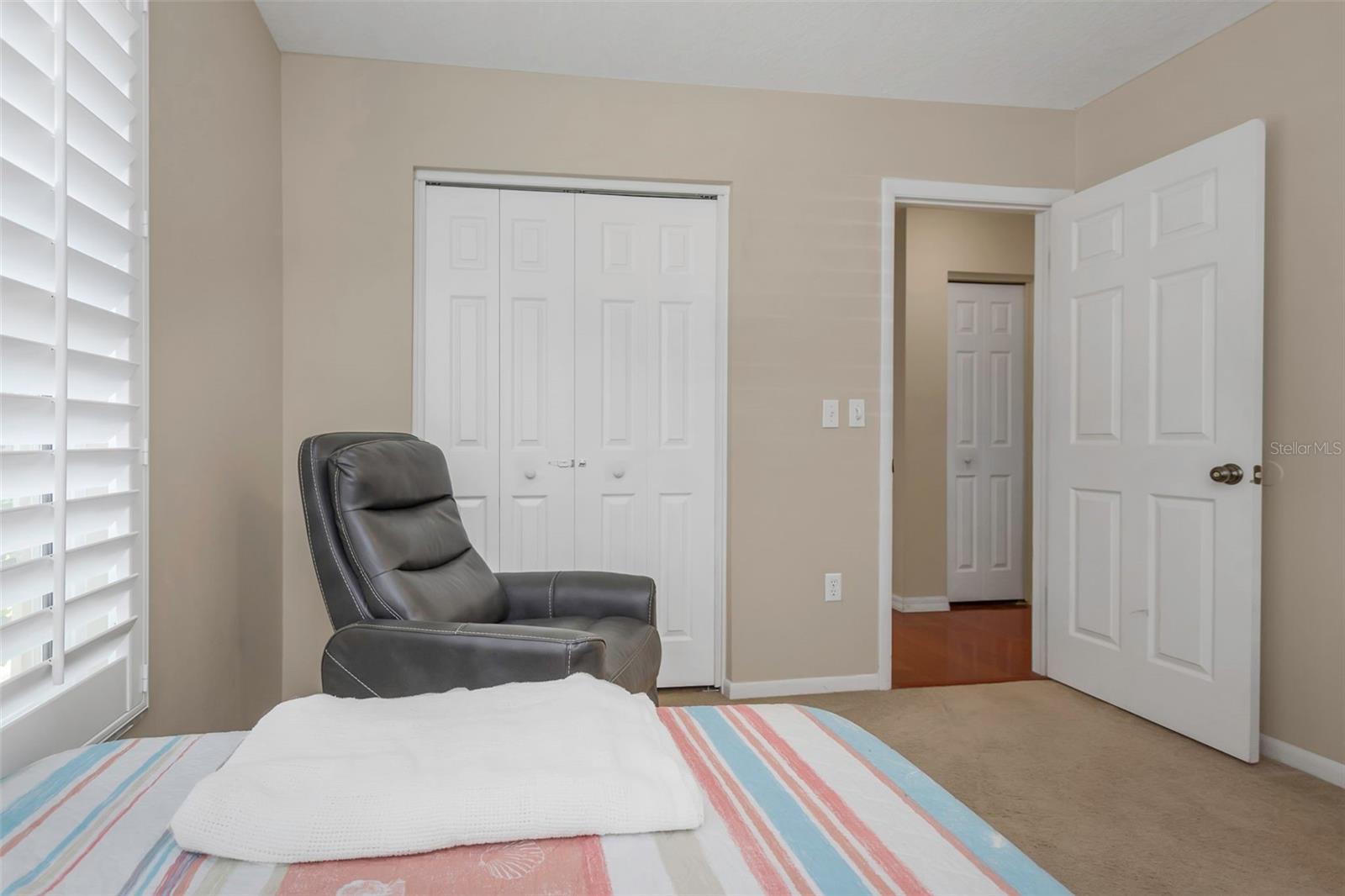 Image 20 of 60 For 1542 Dinnerbell Lane E
