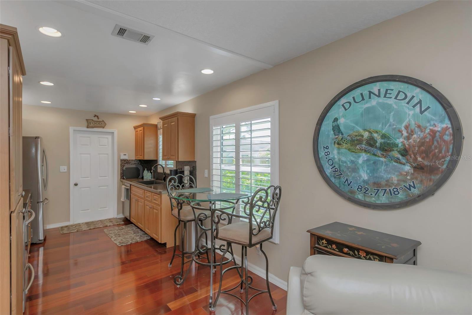 Image 43 of 60 For 1542 Dinnerbell Lane E
