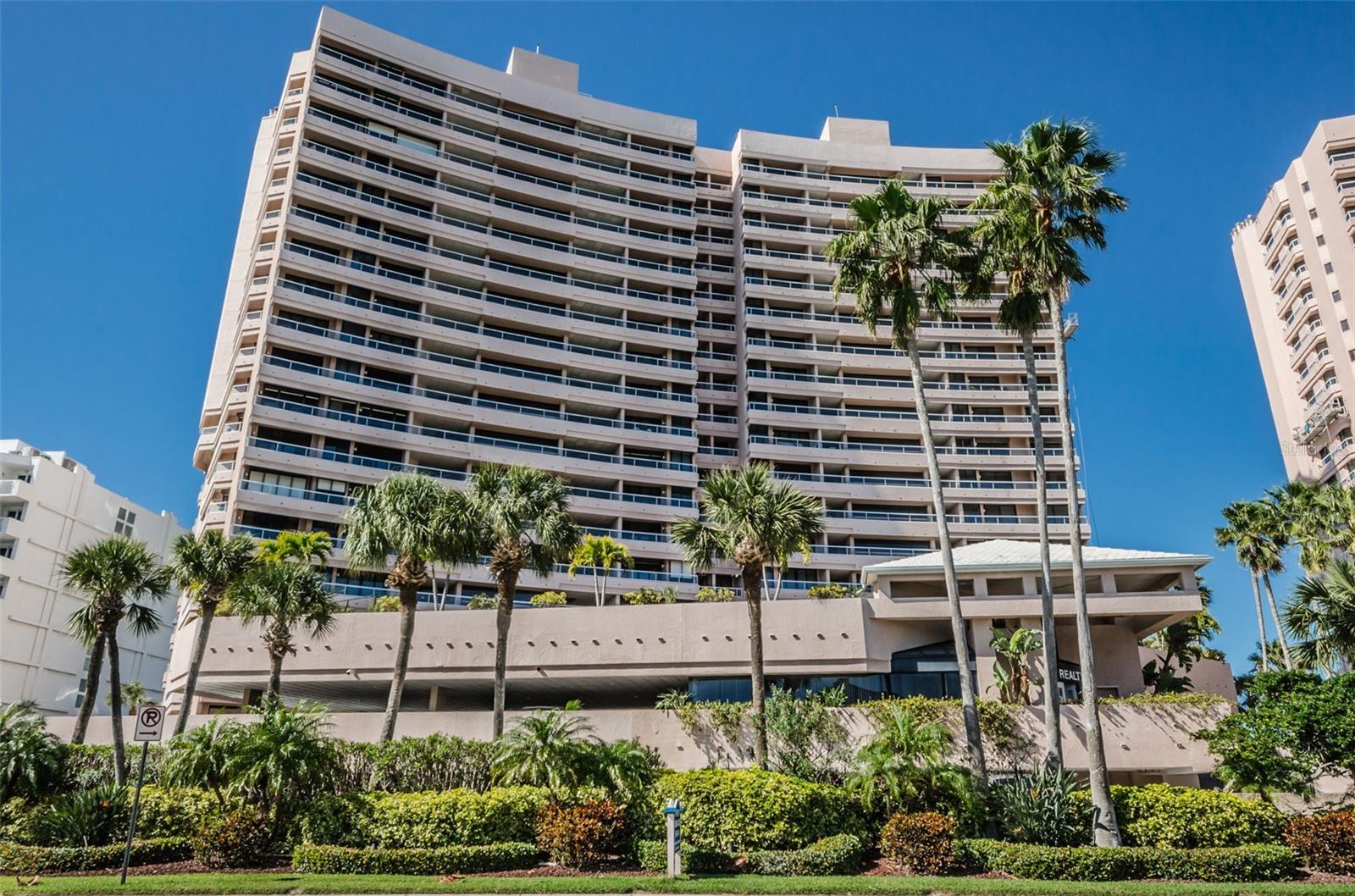 Image 12 of 59 For 1340 Gulf Boulevard 16a