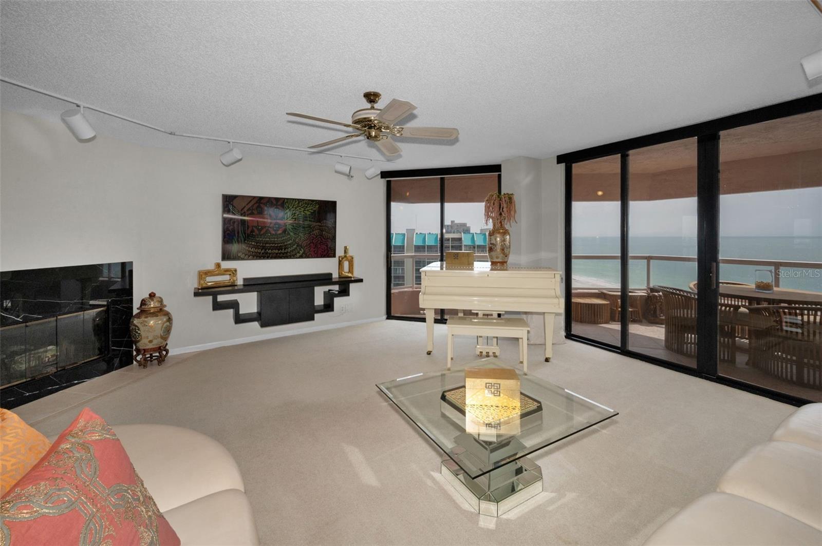 Image 18 of 59 For 1340 Gulf Boulevard 16a
