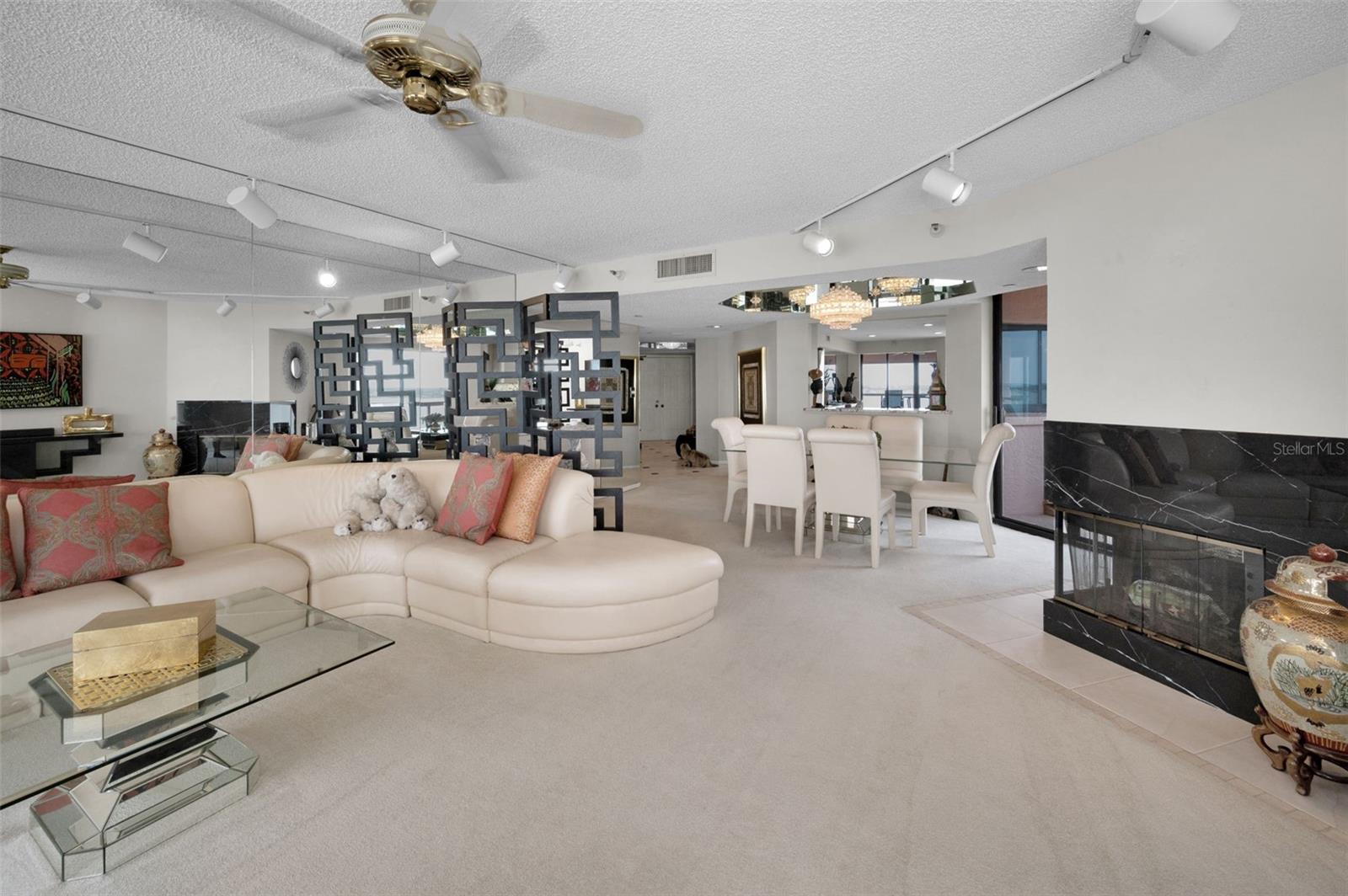 Image 20 of 59 For 1340 Gulf Boulevard 16a