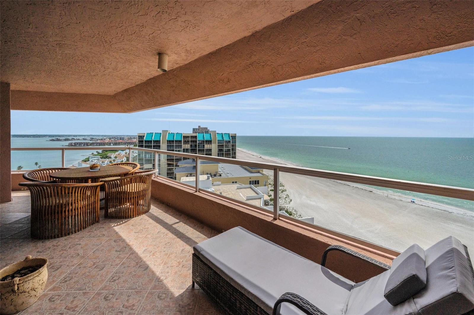 Image 23 of 59 For 1340 Gulf Boulevard 16a