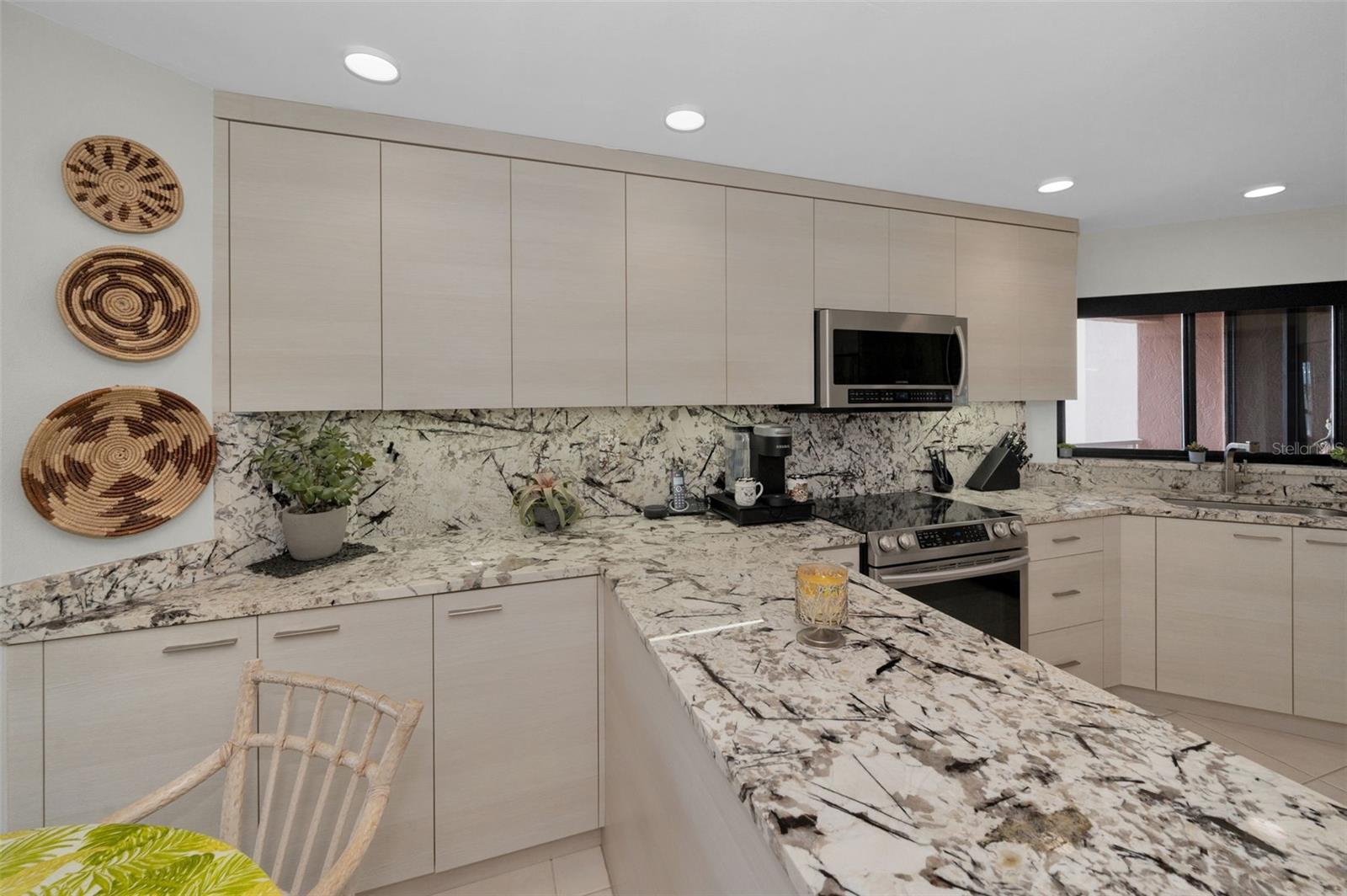 Image 29 of 59 For 1340 Gulf Boulevard 16a