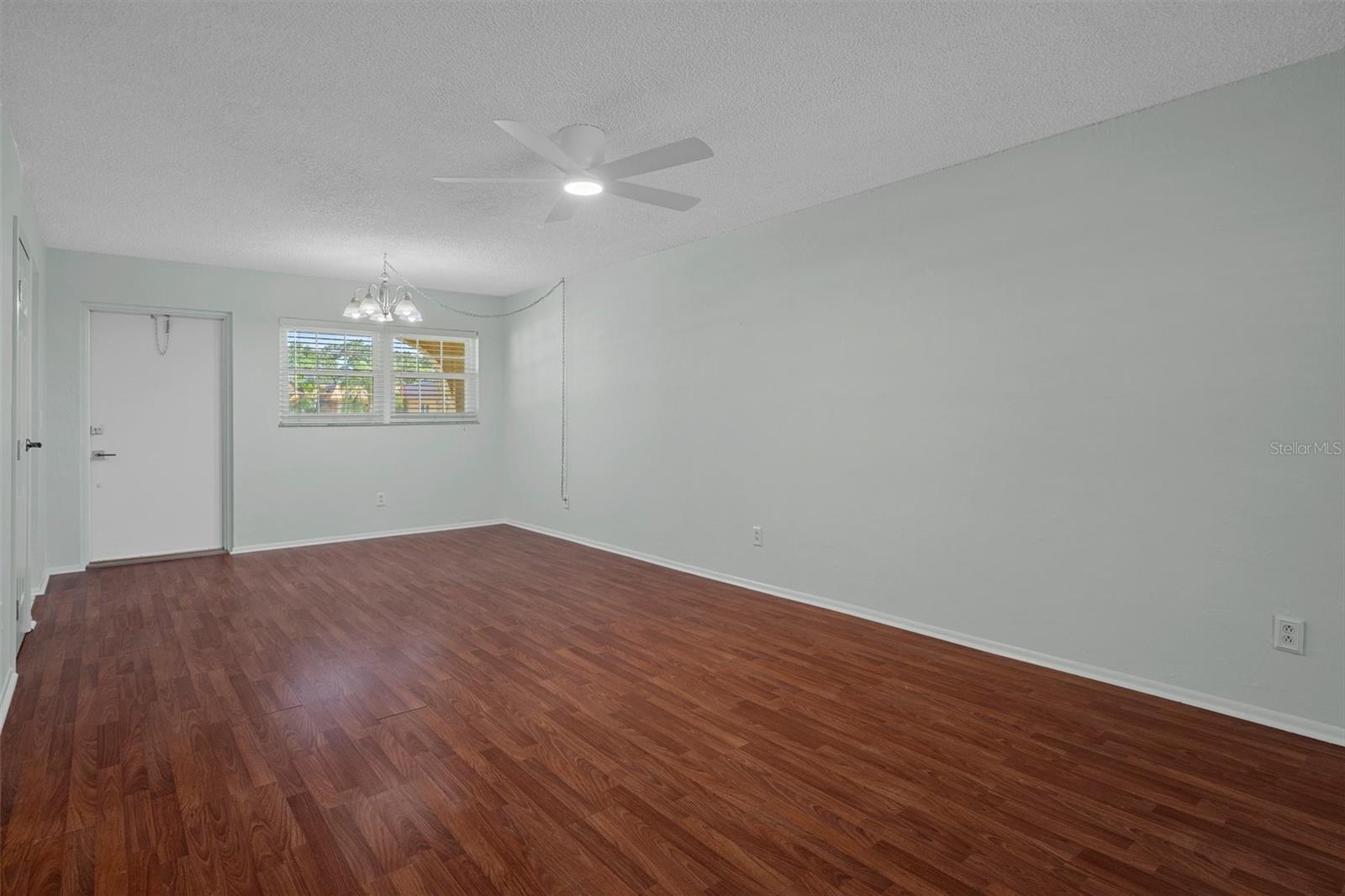 Image 9 of 28 For 4500 Bay Drive 113