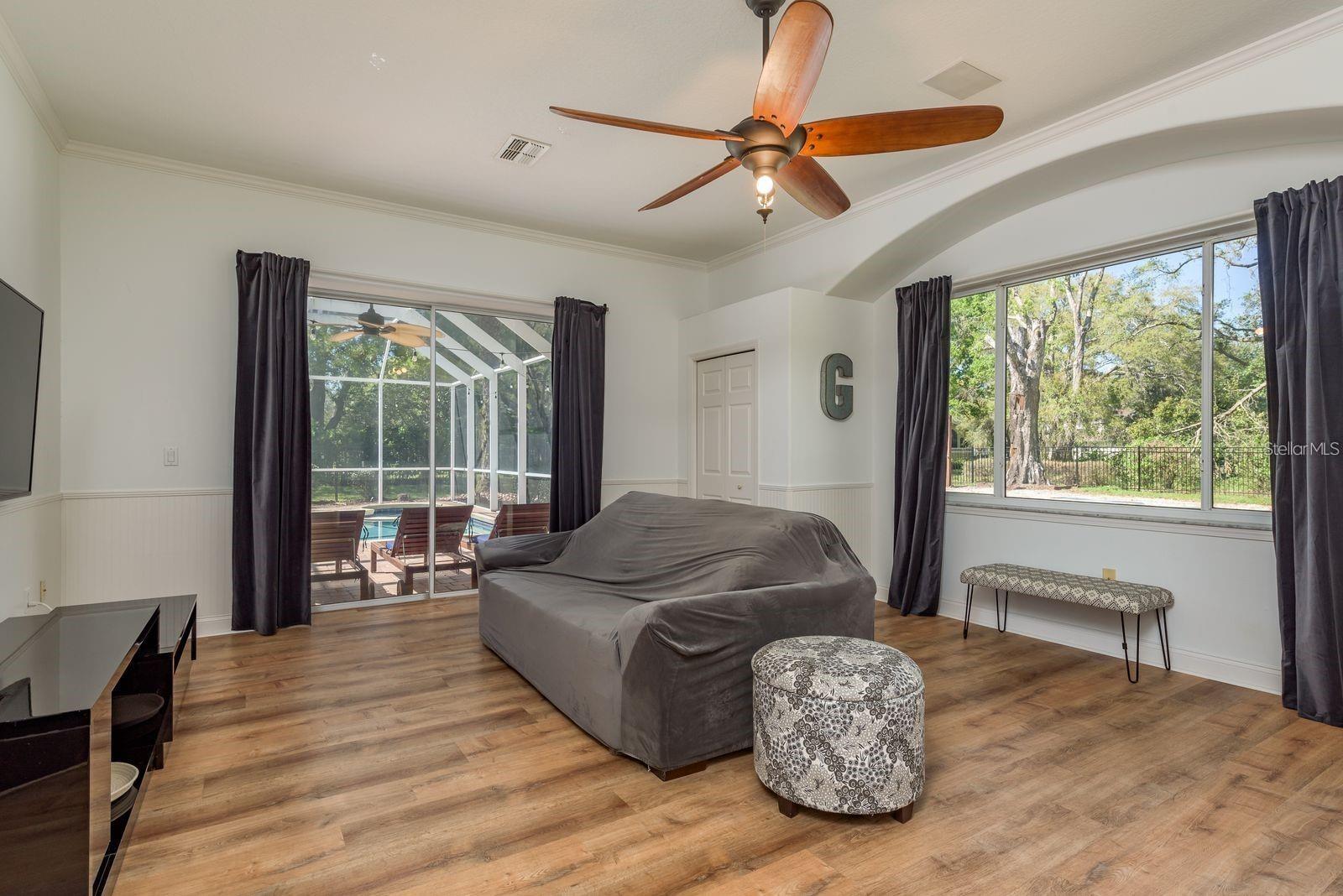 Image 14 of 45 For 6219 Riviera Lane