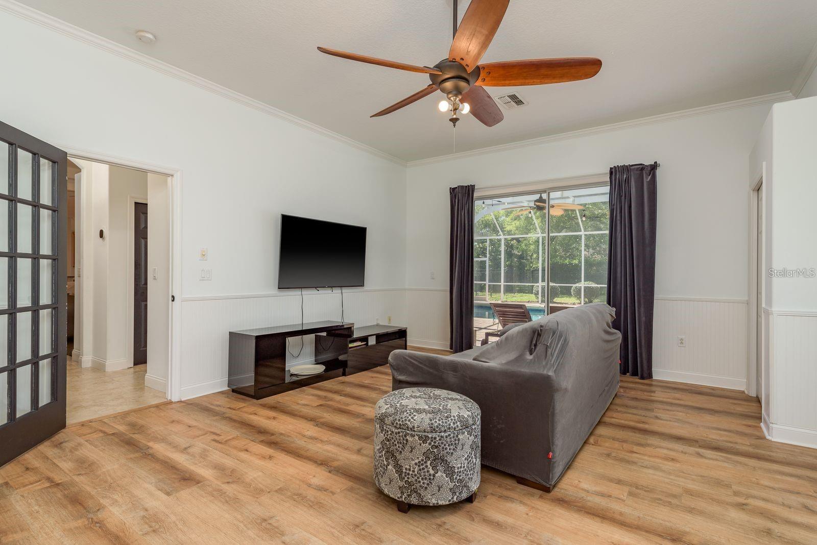 Image 15 of 45 For 6219 Riviera Lane