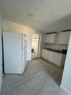 Image 19 of 41 For 4150 Woodsville Drive
