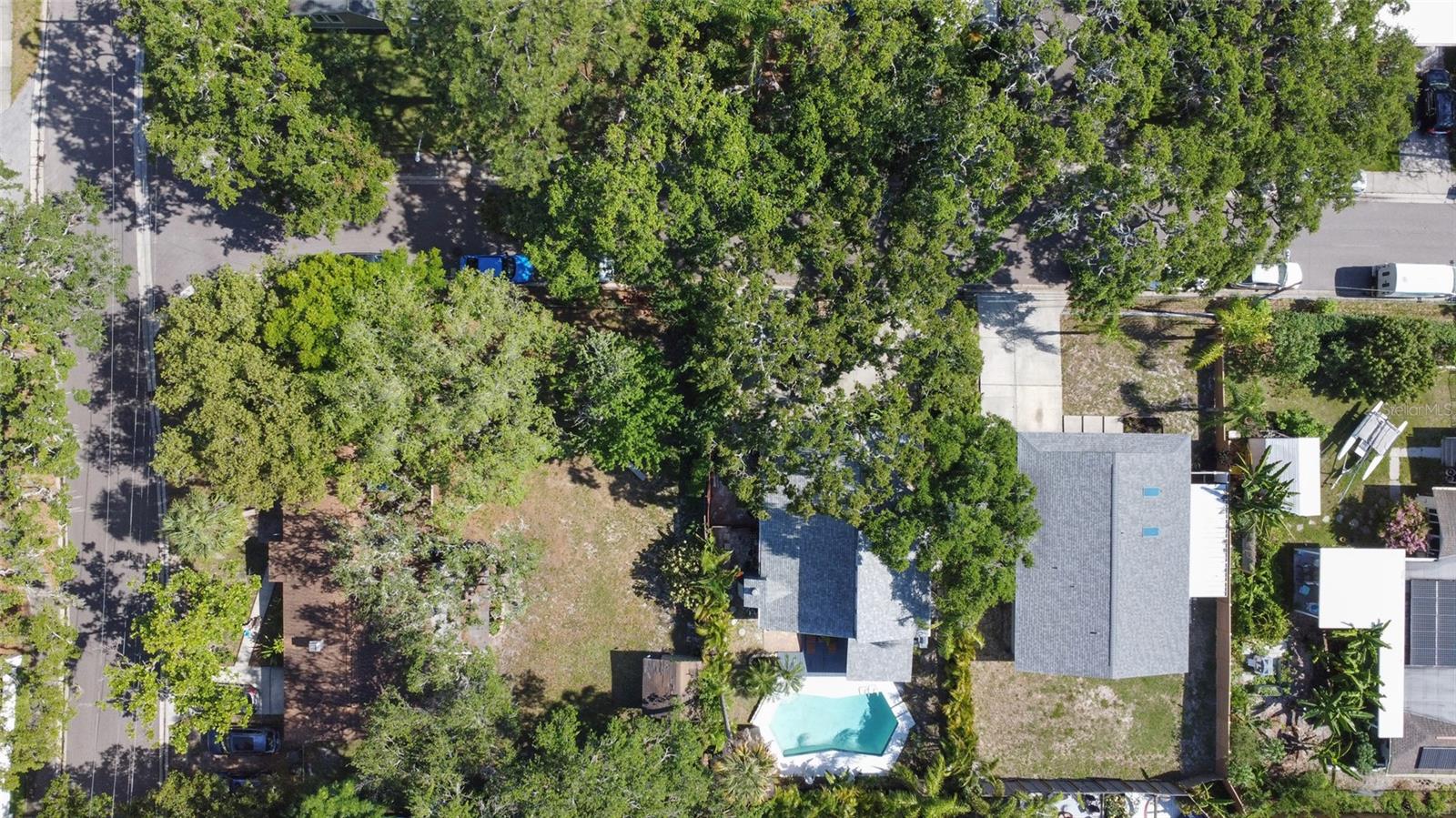 Image 37 of 44 For 1304 Withlacoochee Street