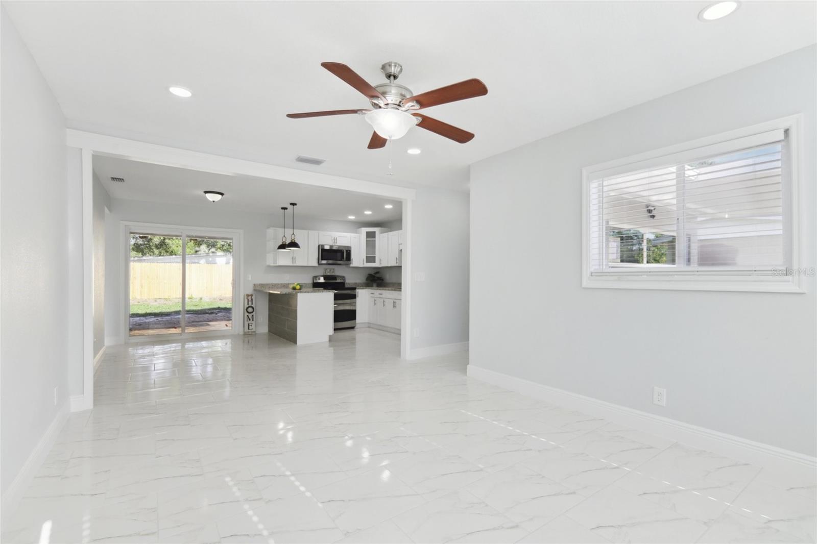 Image 10 of 41 For 7110 Bonito Street