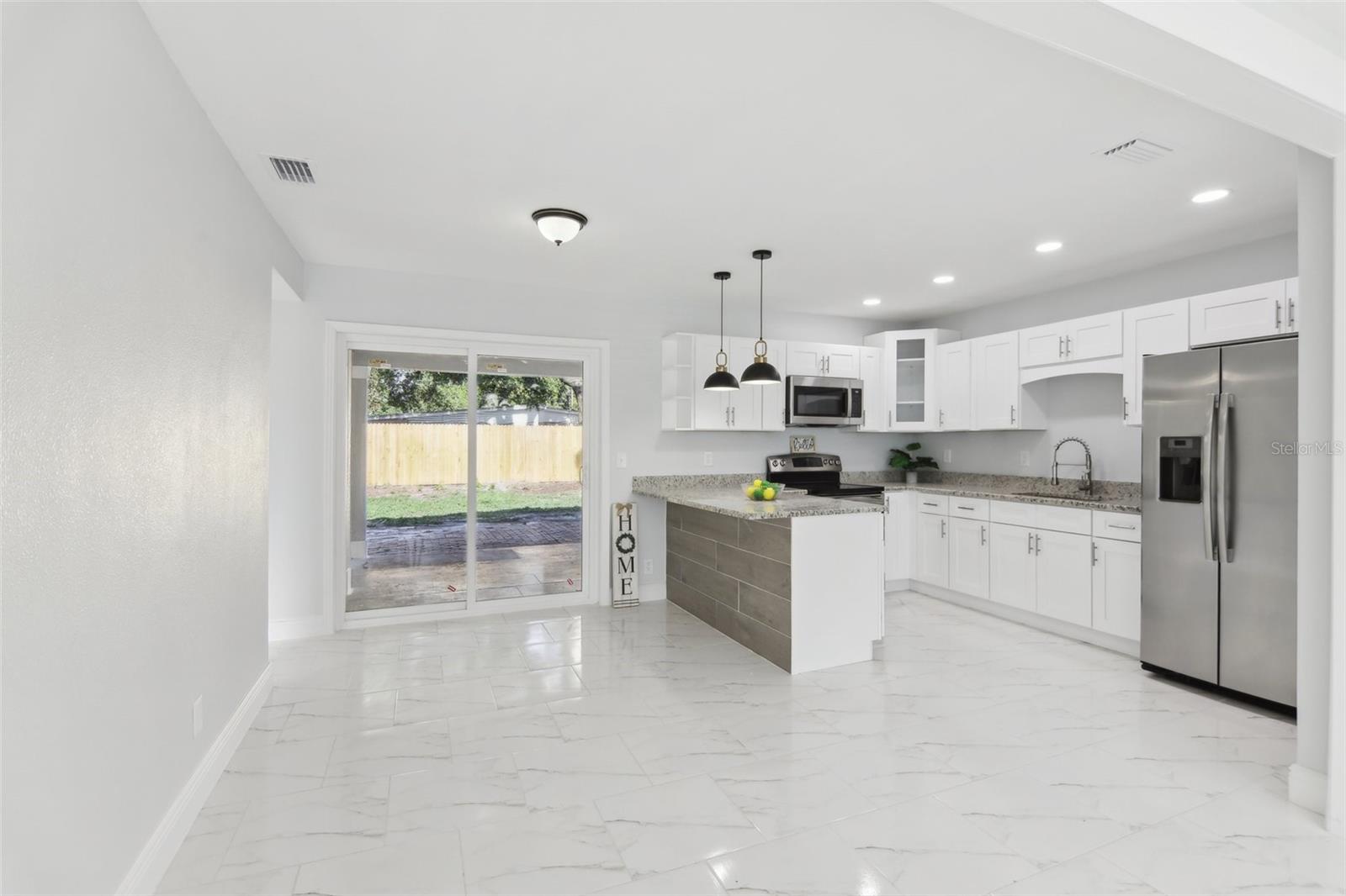Image 11 of 41 For 7110 Bonito Street