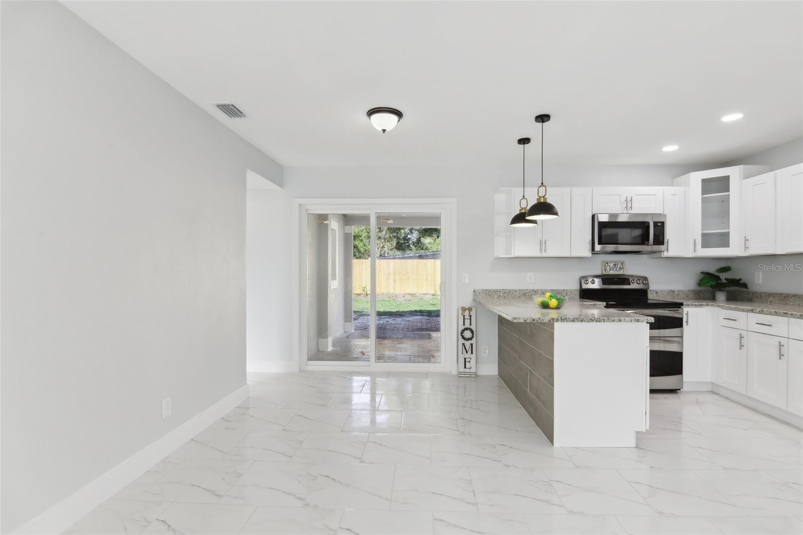 Image 12 of 41 For 7110 Bonito Street