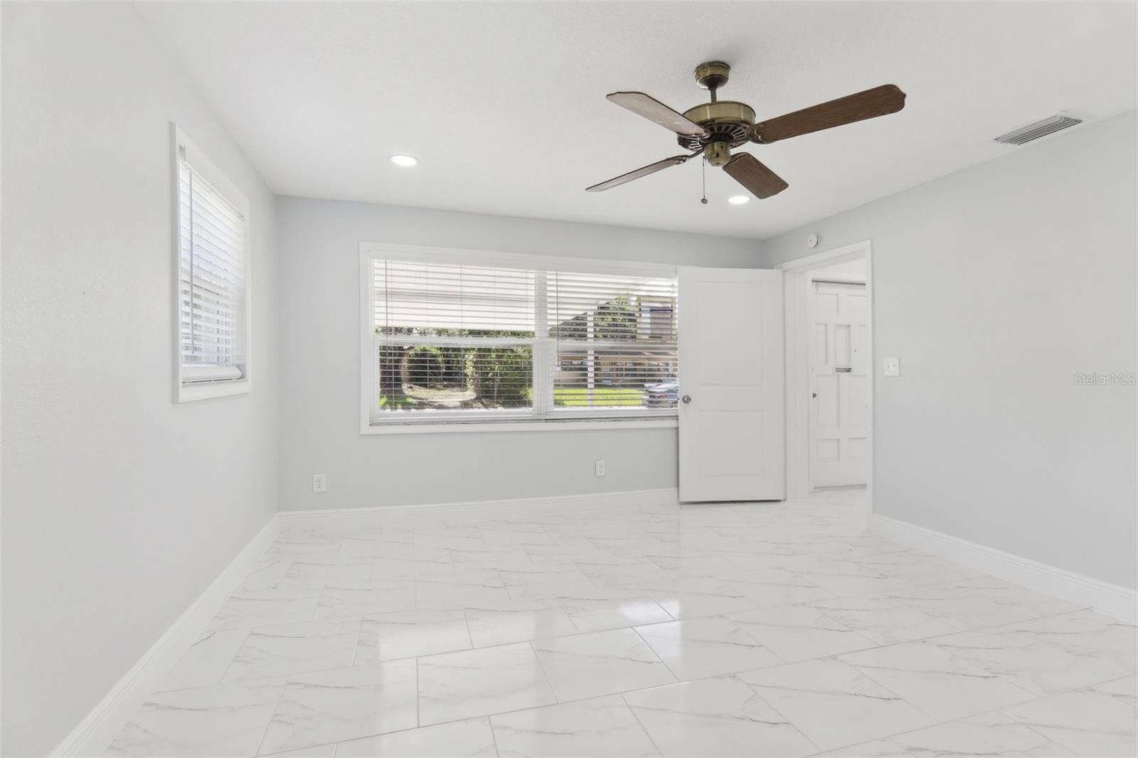 Image 24 of 41 For 7110 Bonito Street