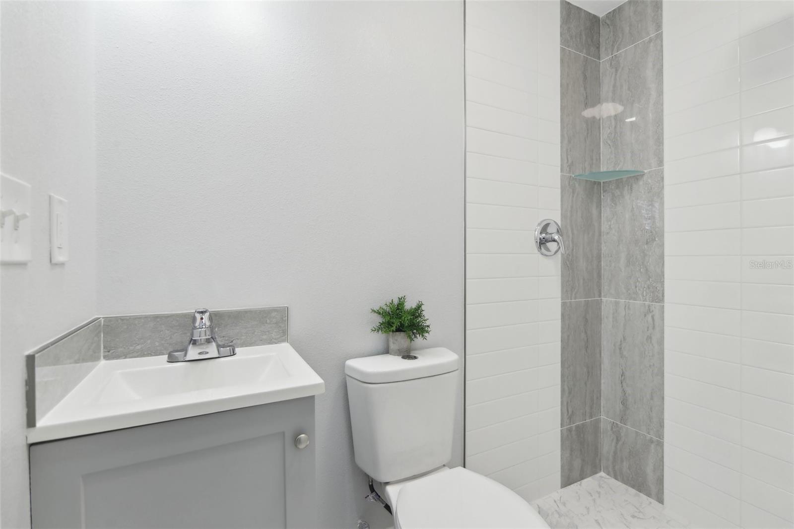 Image 26 of 41 For 7110 Bonito Street