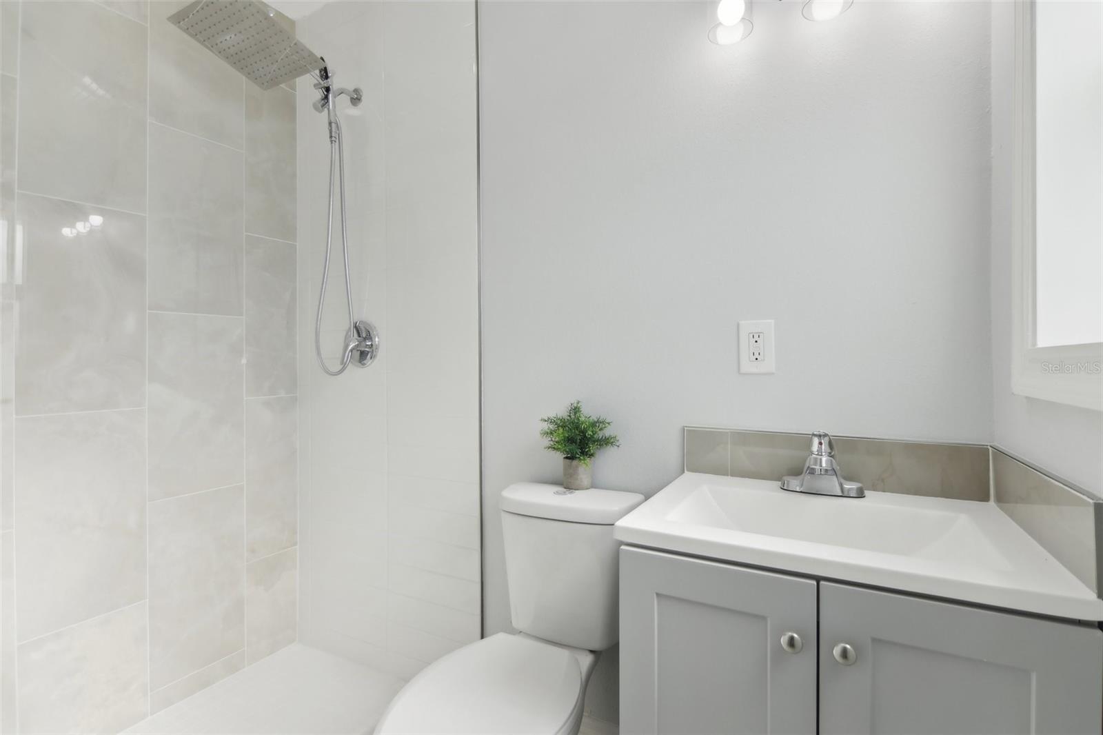 Image 35 of 41 For 7110 Bonito Street