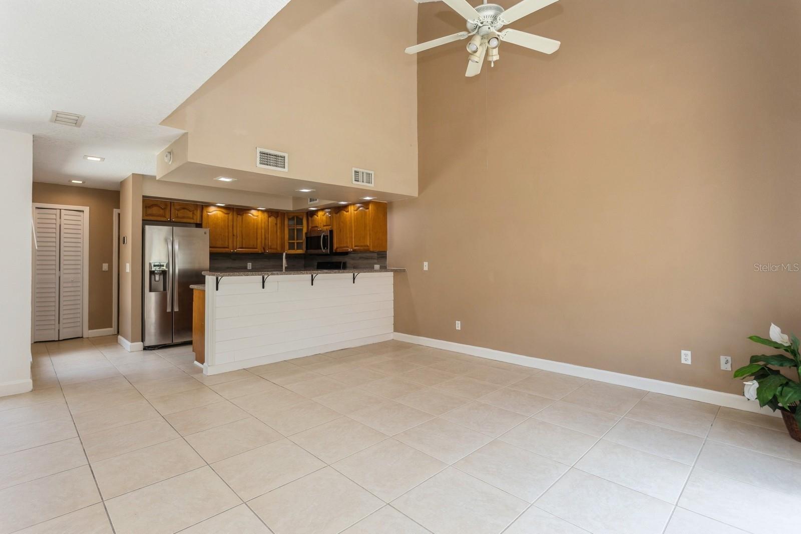 Image 11 of 41 For 6262 142nd Avenue N 607