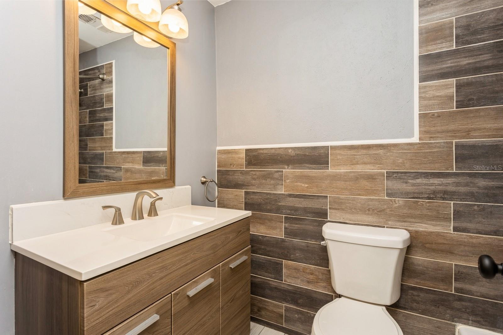 Image 21 of 41 For 6262 142nd Avenue N 607