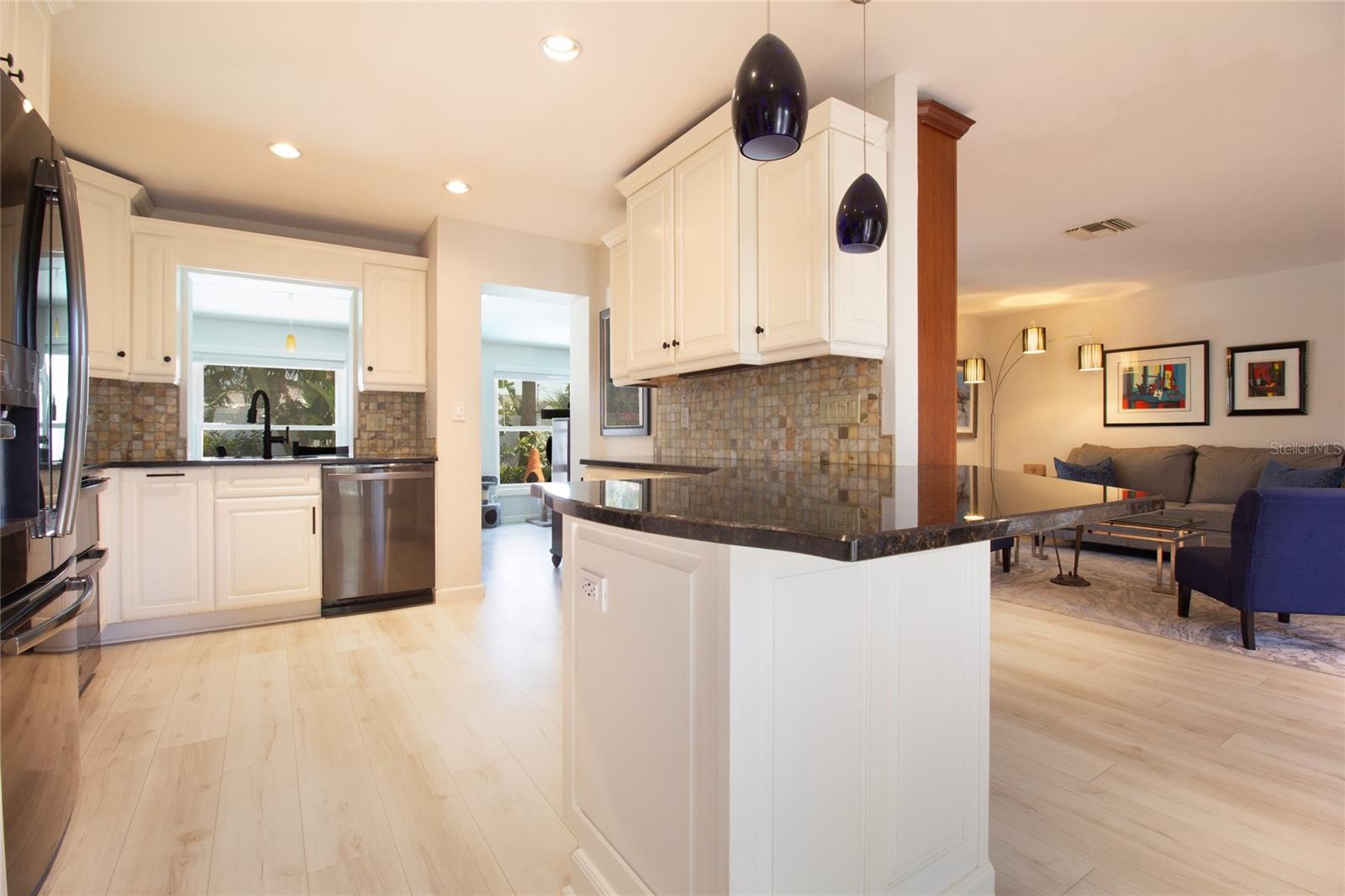 Image 10 of 43 For 5951 32nd Avenue N