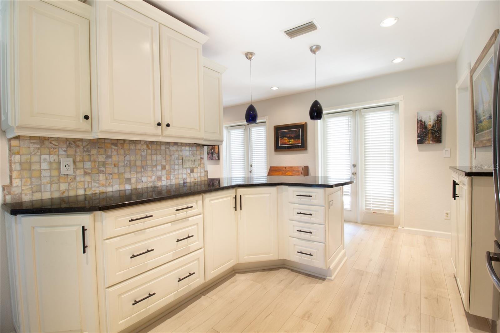 Image 13 of 43 For 5951 32nd Avenue N