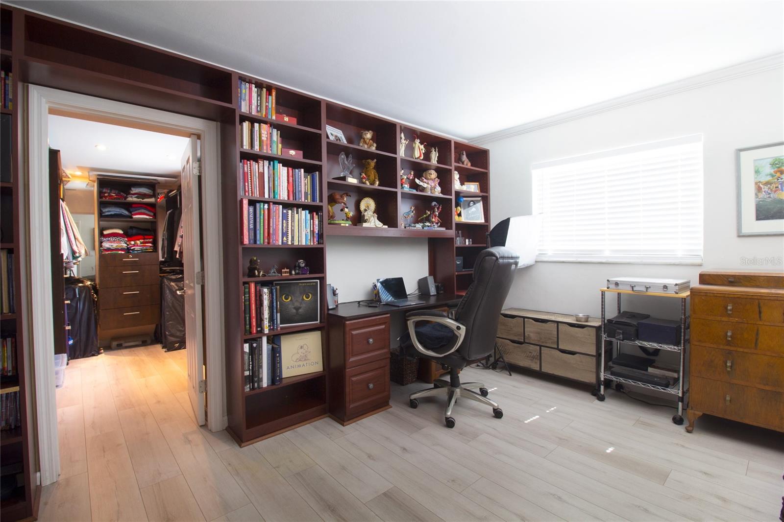 Image 21 of 43 For 5951 32nd Avenue N