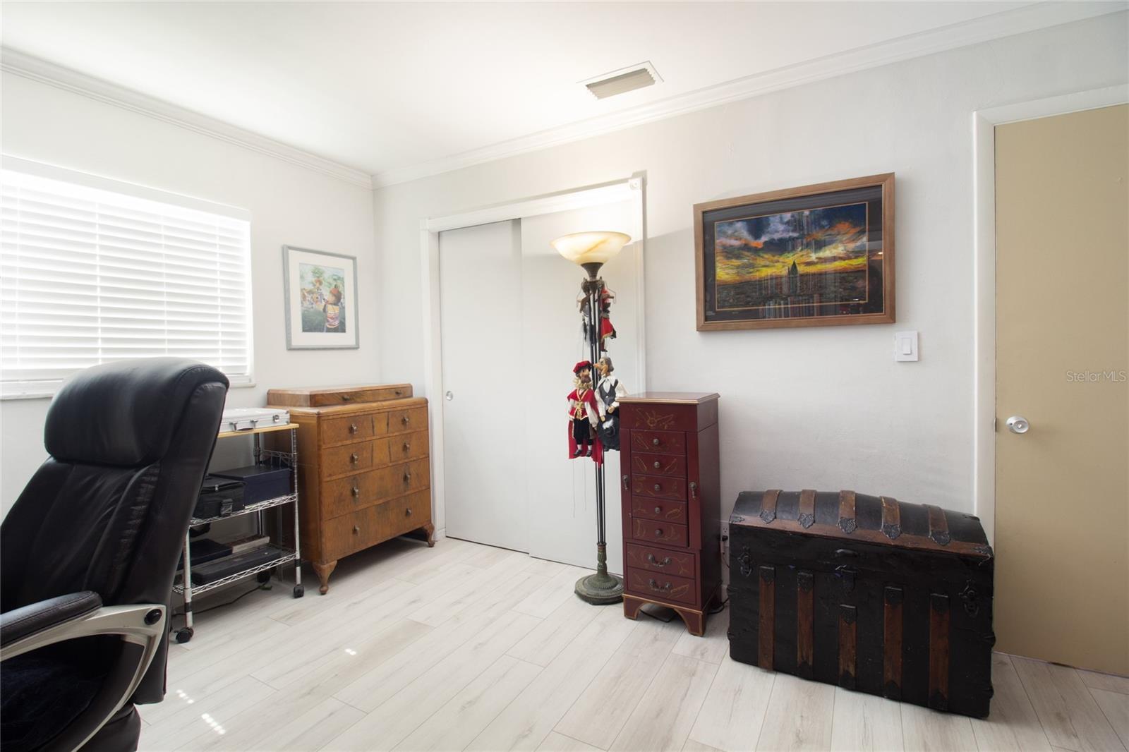 Image 22 of 43 For 5951 32nd Avenue N