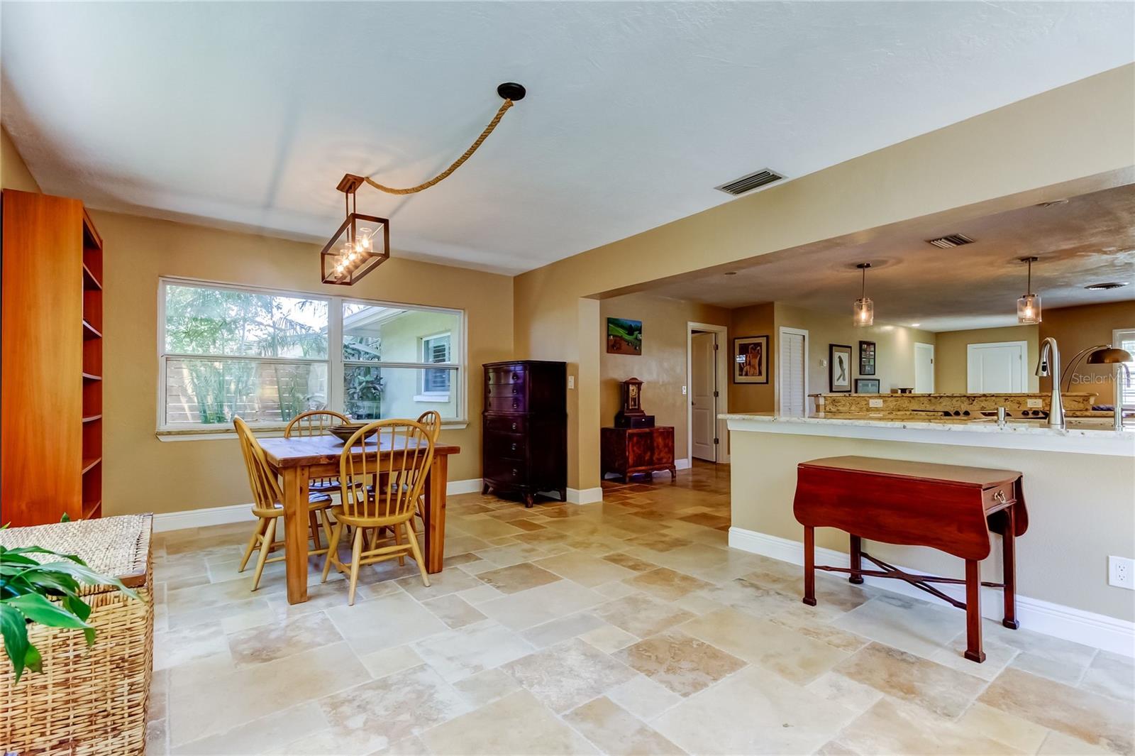 Image 15 of 47 For 4174 14th Lane Ne