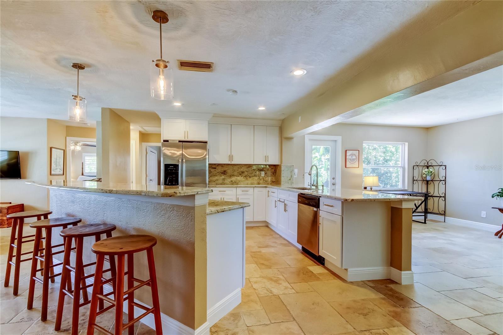 Image 32 of 47 For 4174 14th Lane Ne
