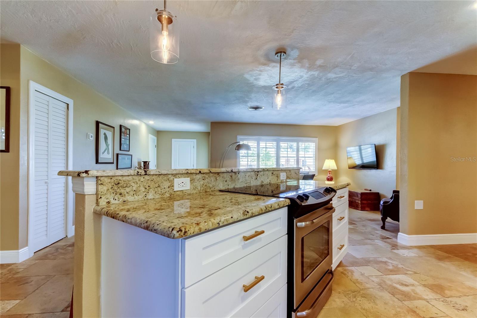 Image 35 of 47 For 4174 14th Lane Ne