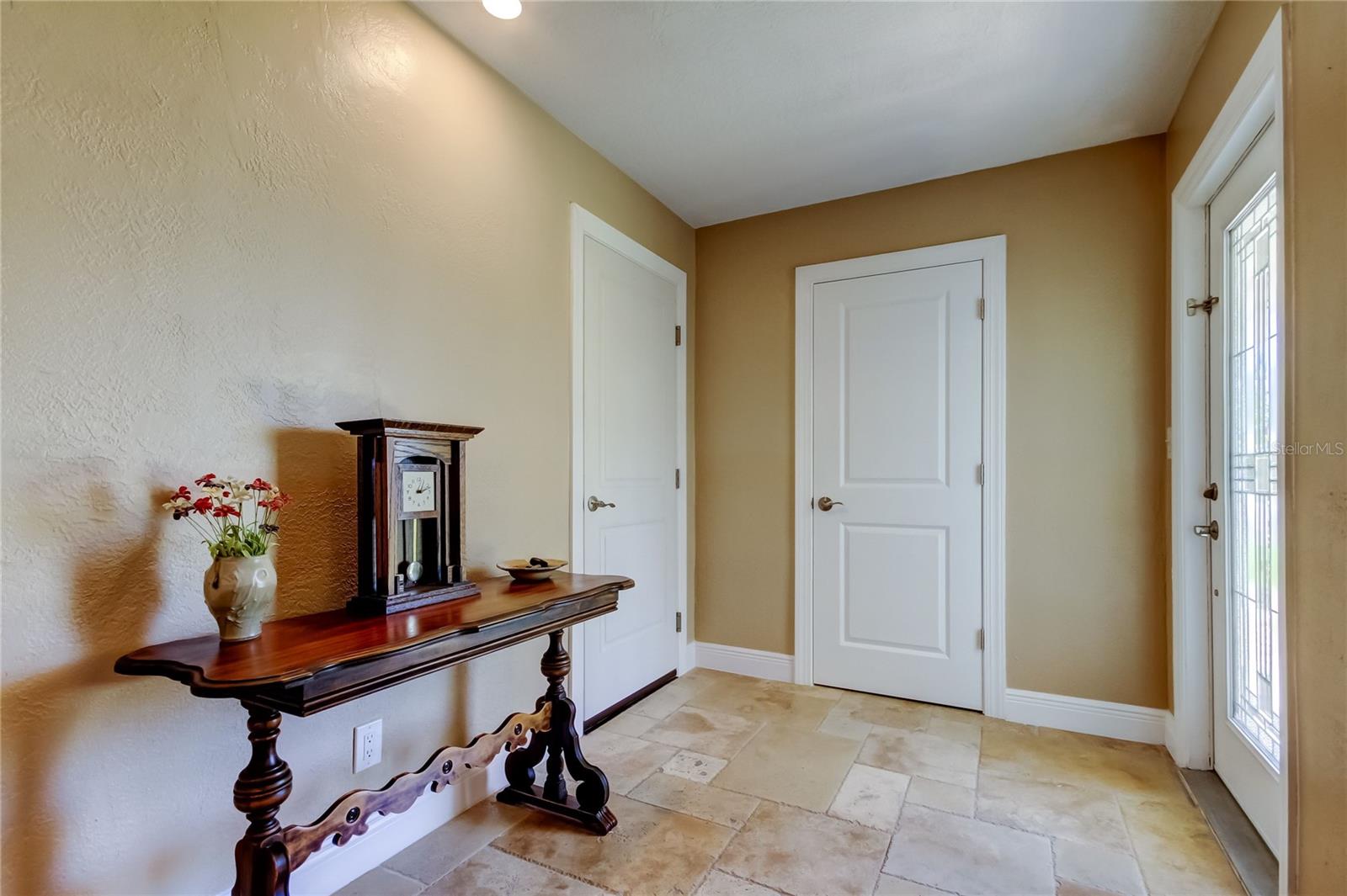 Image 6 of 47 For 4174 14th Lane Ne