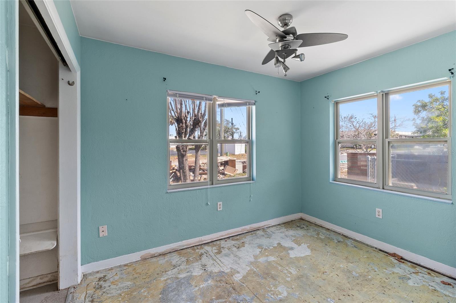 Image 14 of 28 For 410 73rd Avenue