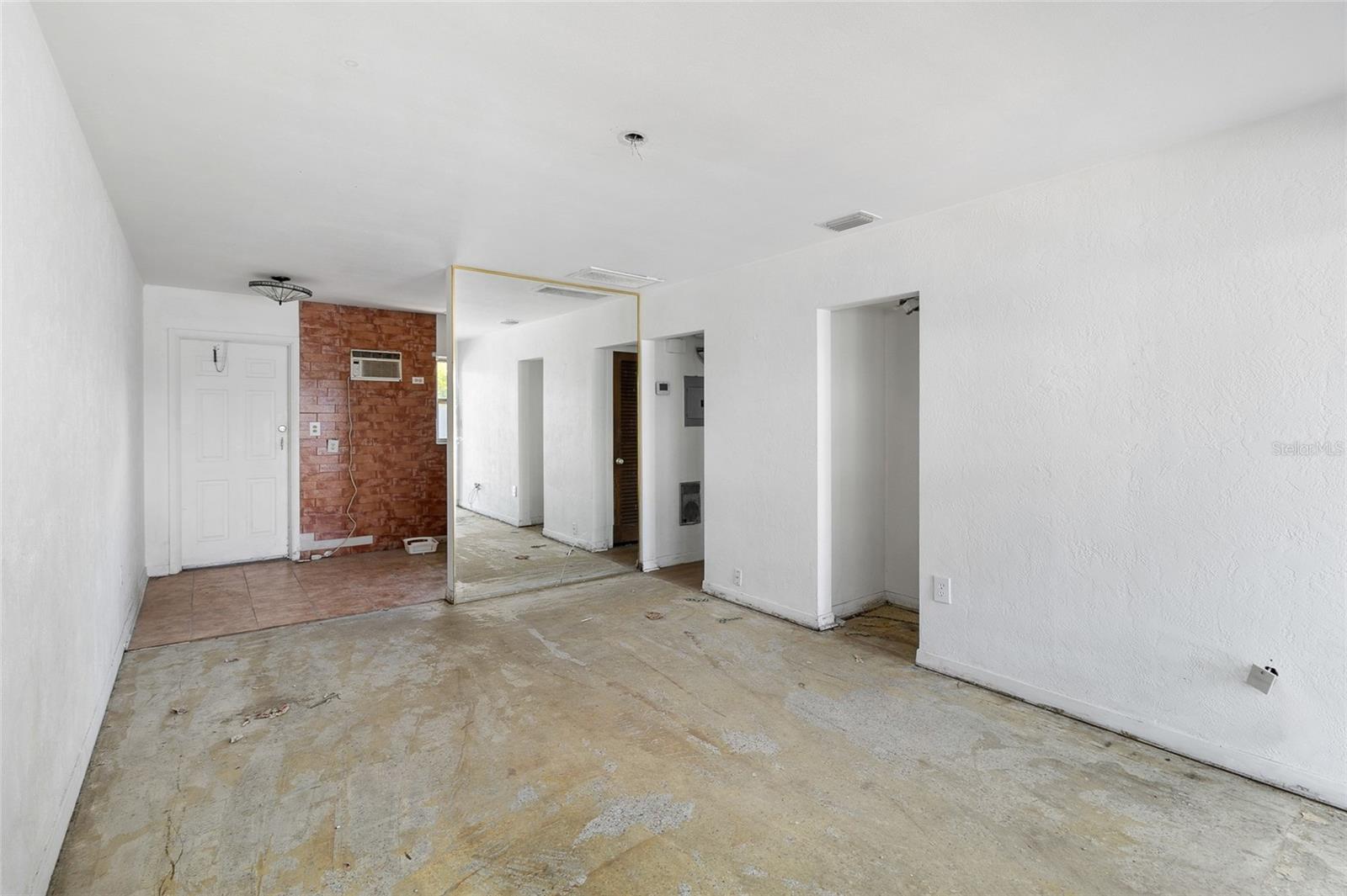 Image 19 of 28 For 410 73rd Avenue