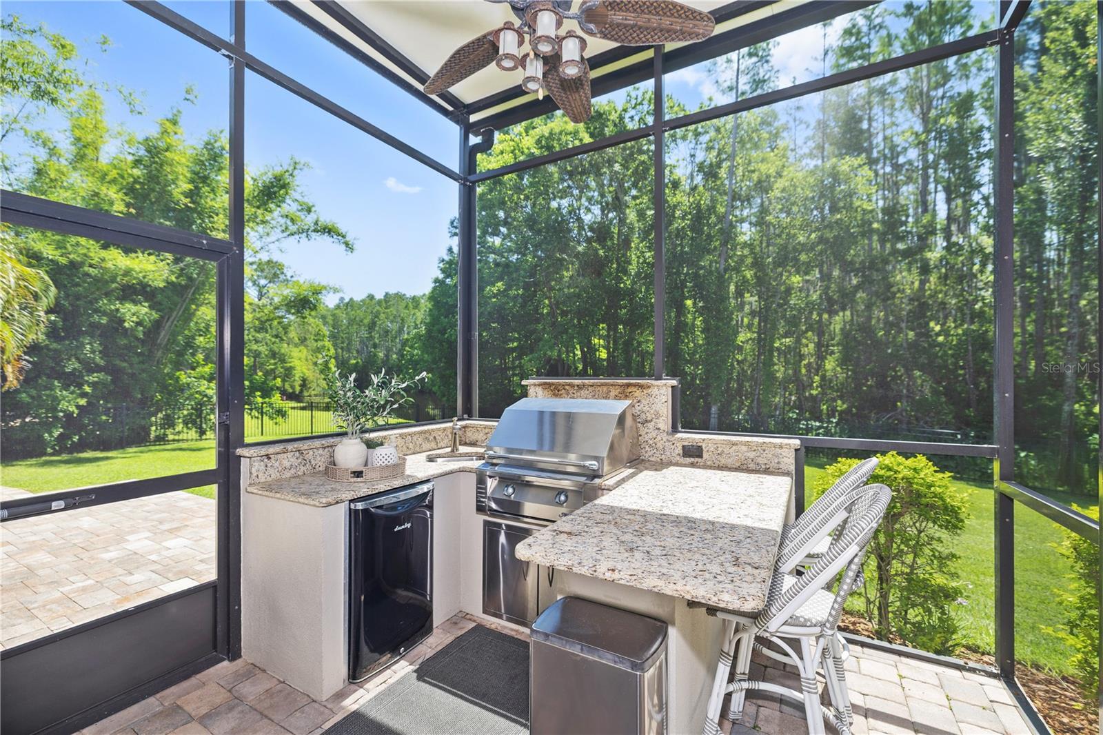 Image 22 of 52 For 4512 Cheval Boulevard