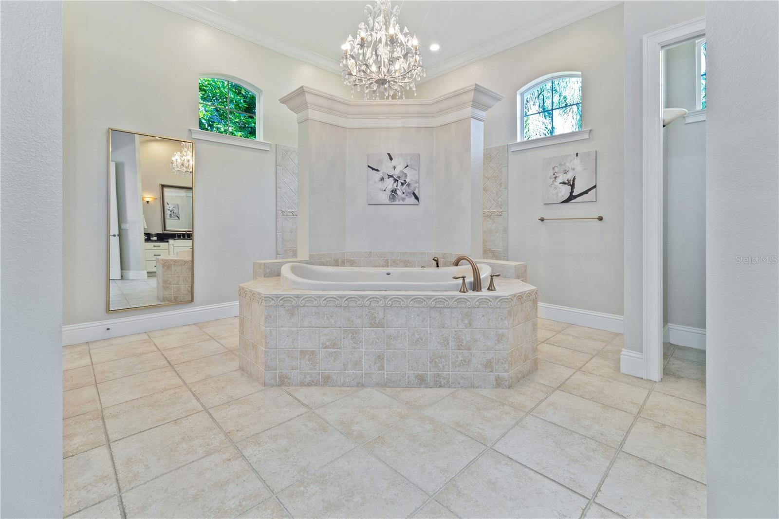 Image 26 of 52 For 4512 Cheval Boulevard