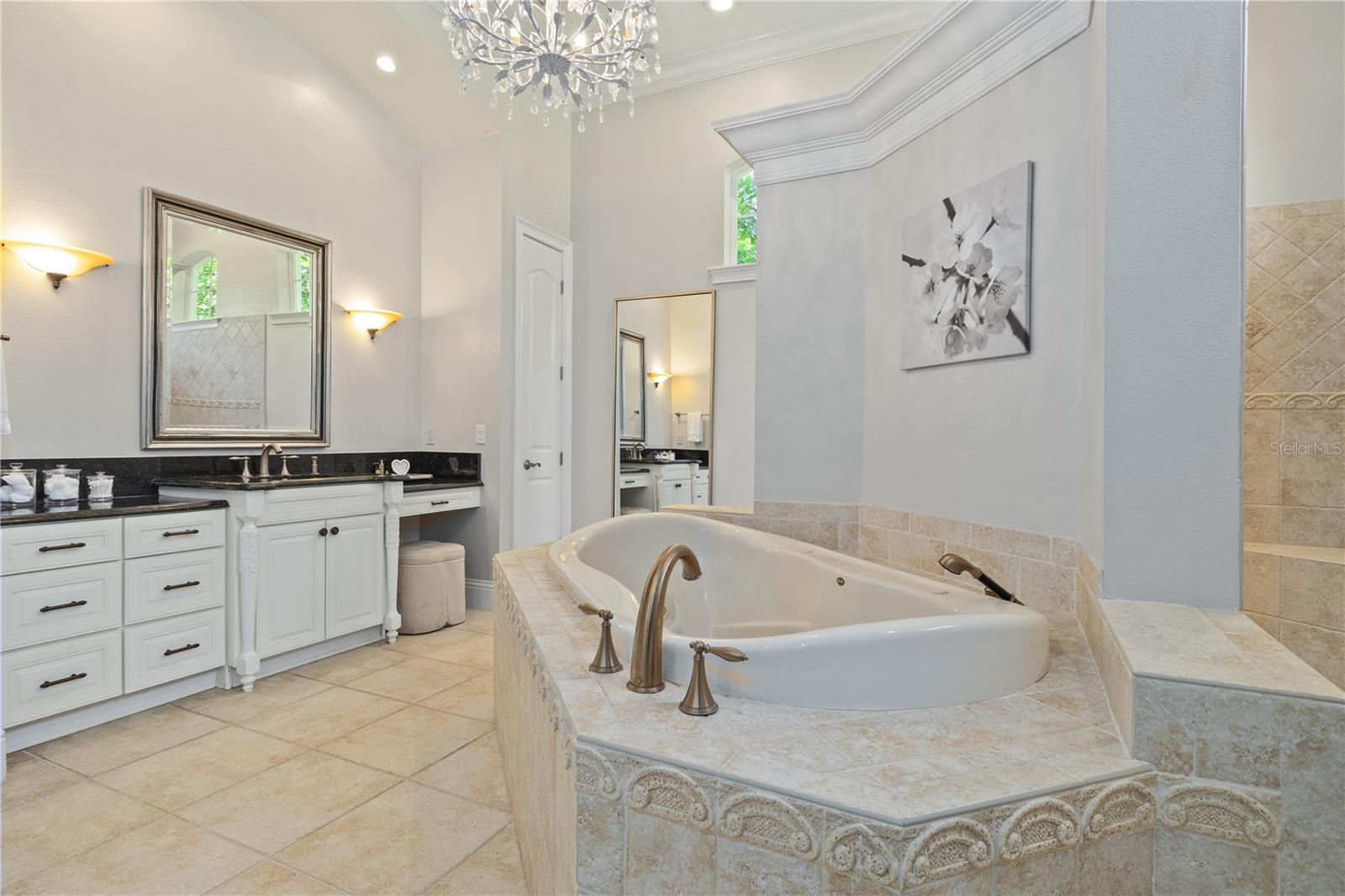 Image 29 of 52 For 4512 Cheval Boulevard