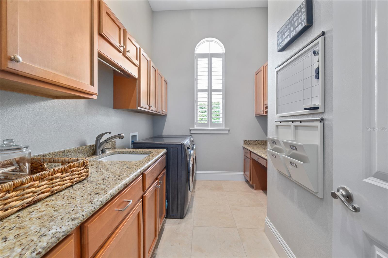 Image 33 of 52 For 4512 Cheval Boulevard