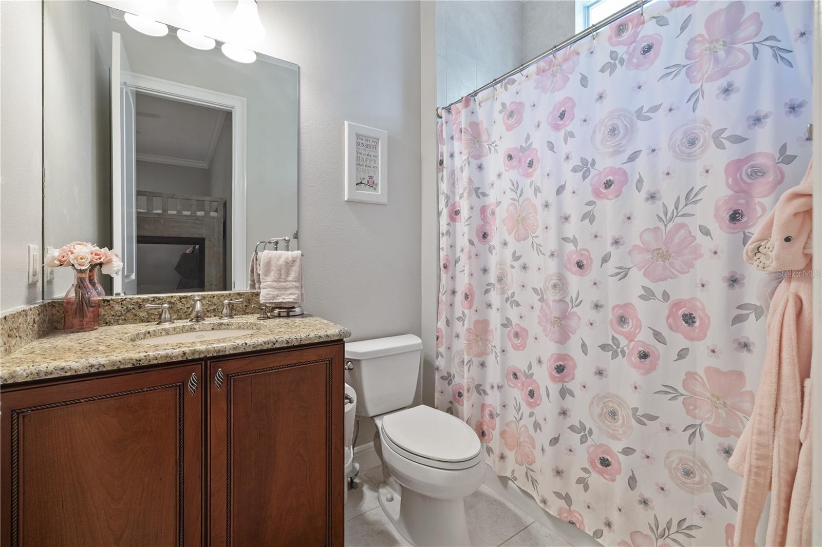 Image 38 of 52 For 4512 Cheval Boulevard
